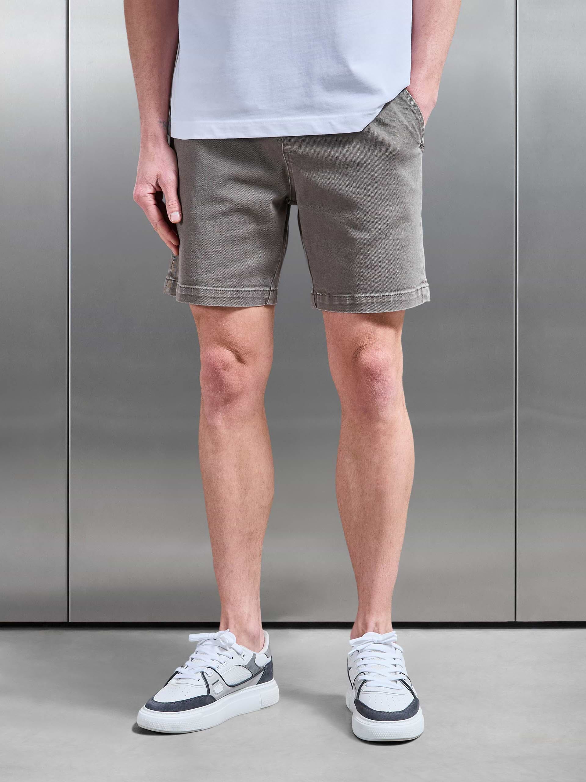 Cotton Twill Stretch Short in Dark Olive