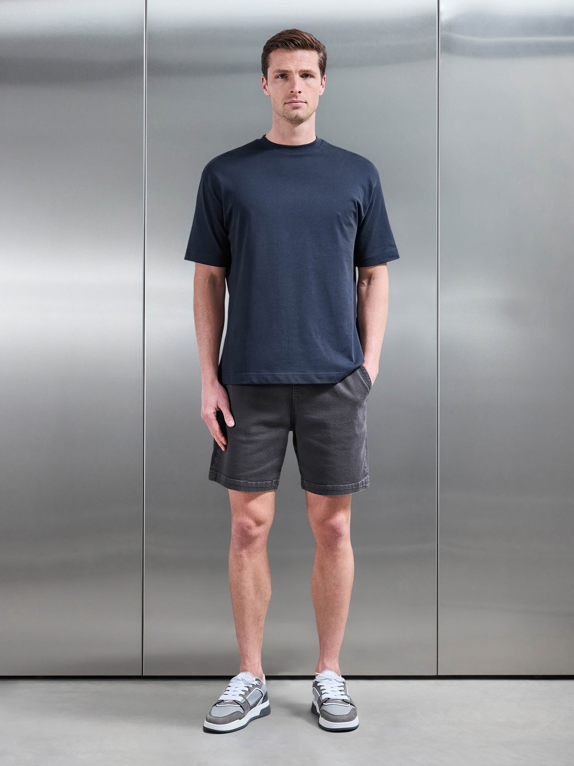 Cotton Twill Stretch Short in Grey