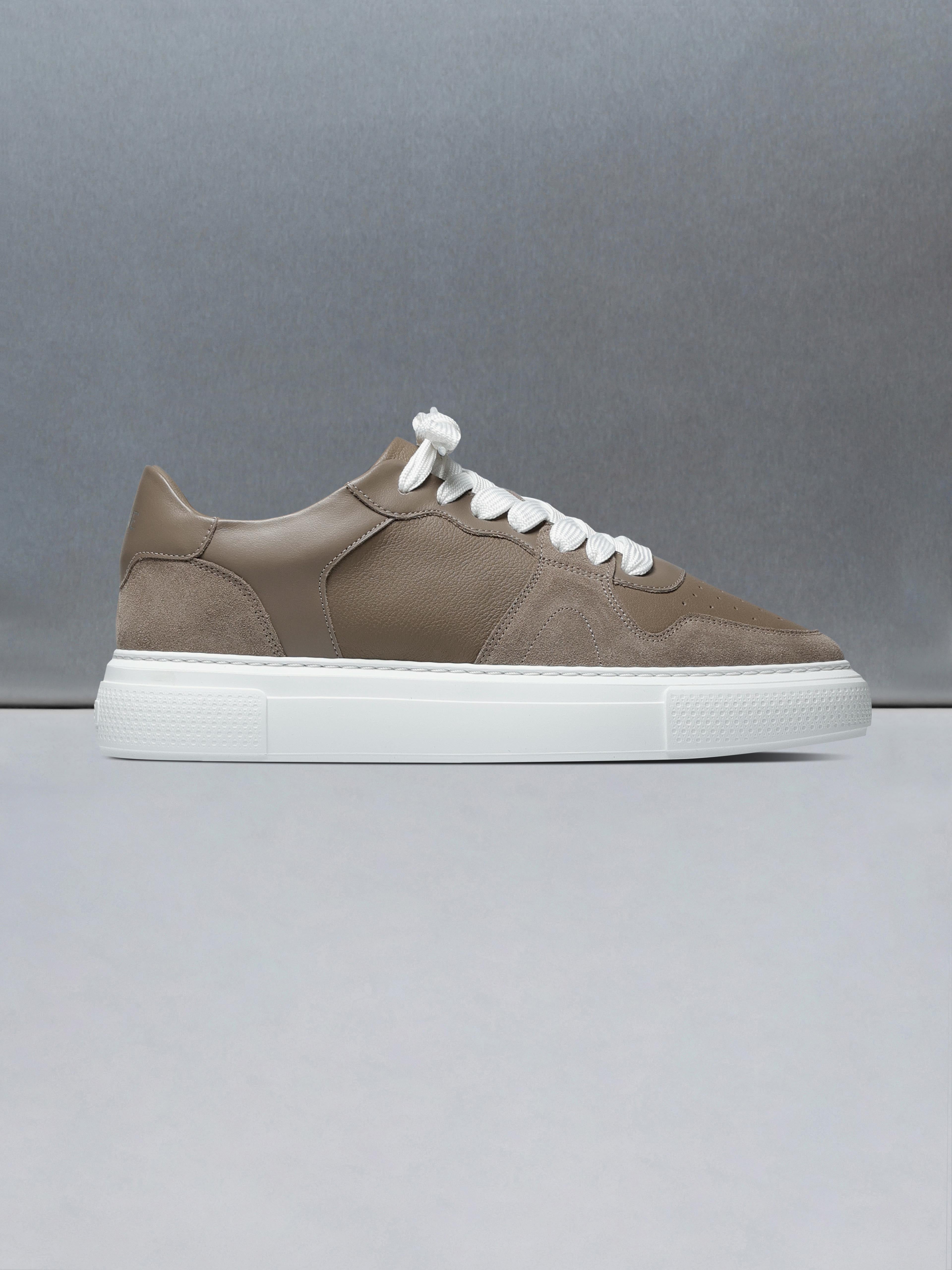 Court Trainer in Taupe White