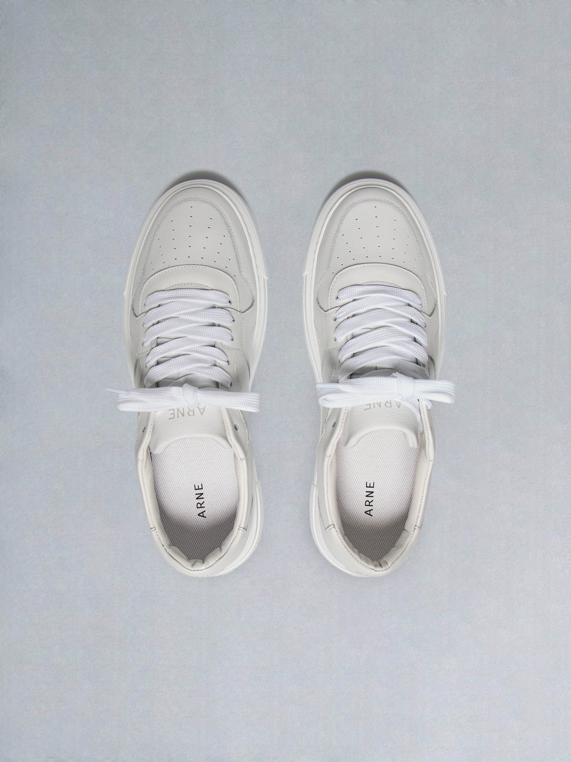 Court Trainer in Triple White