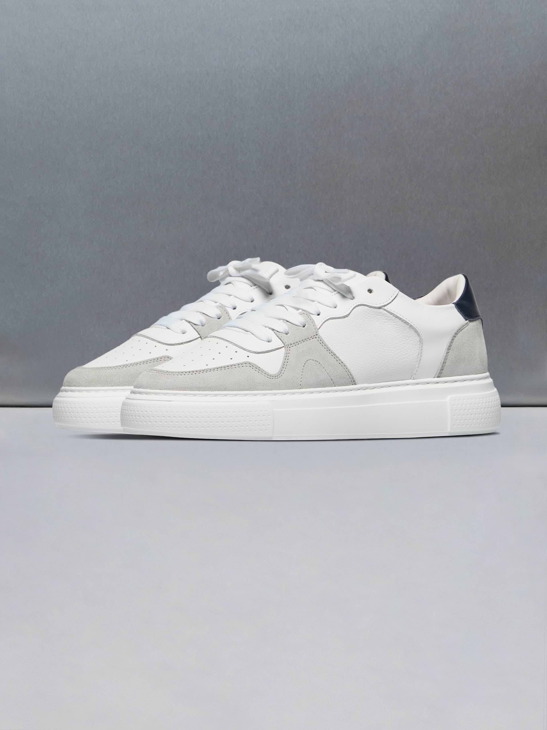Court Trainer in White Grey