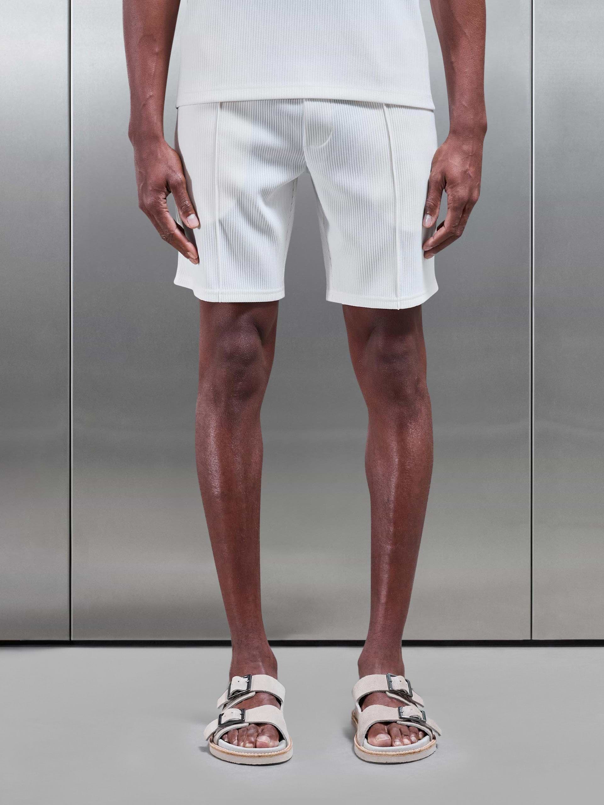 Pleated Short in Ecru