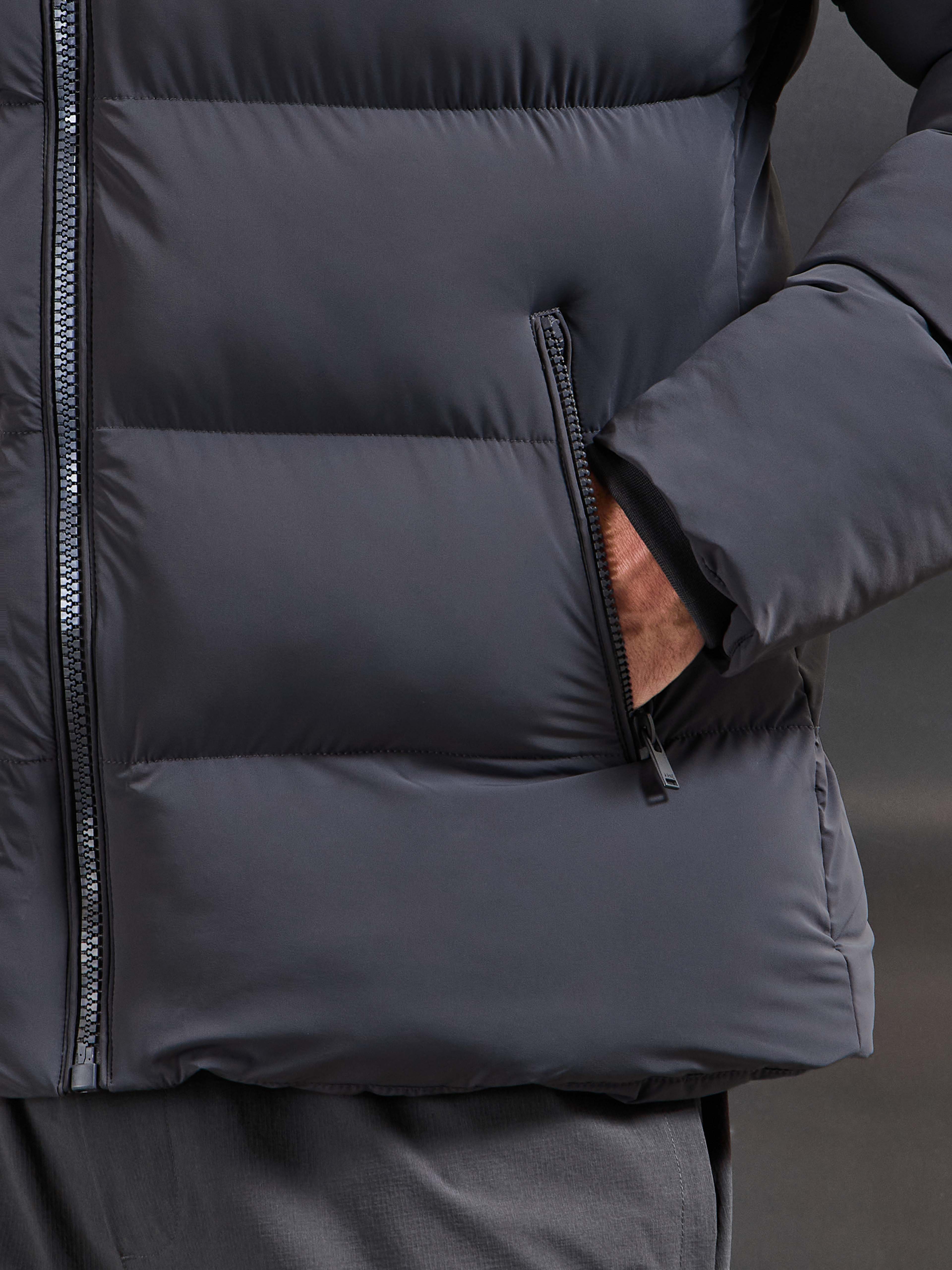 Essential Puffer Jacket in Grey