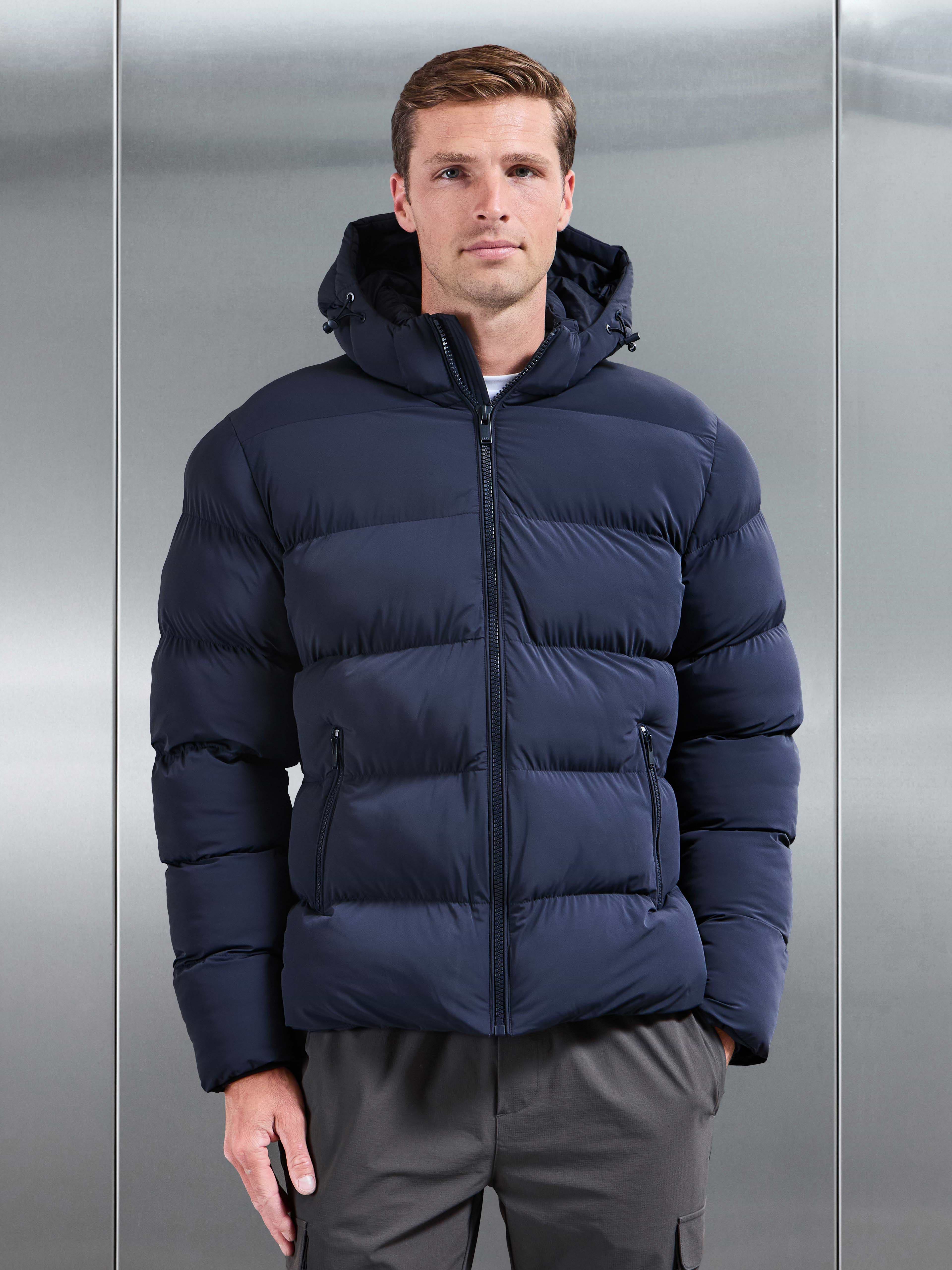 Essential Puffer Jacket in Navy