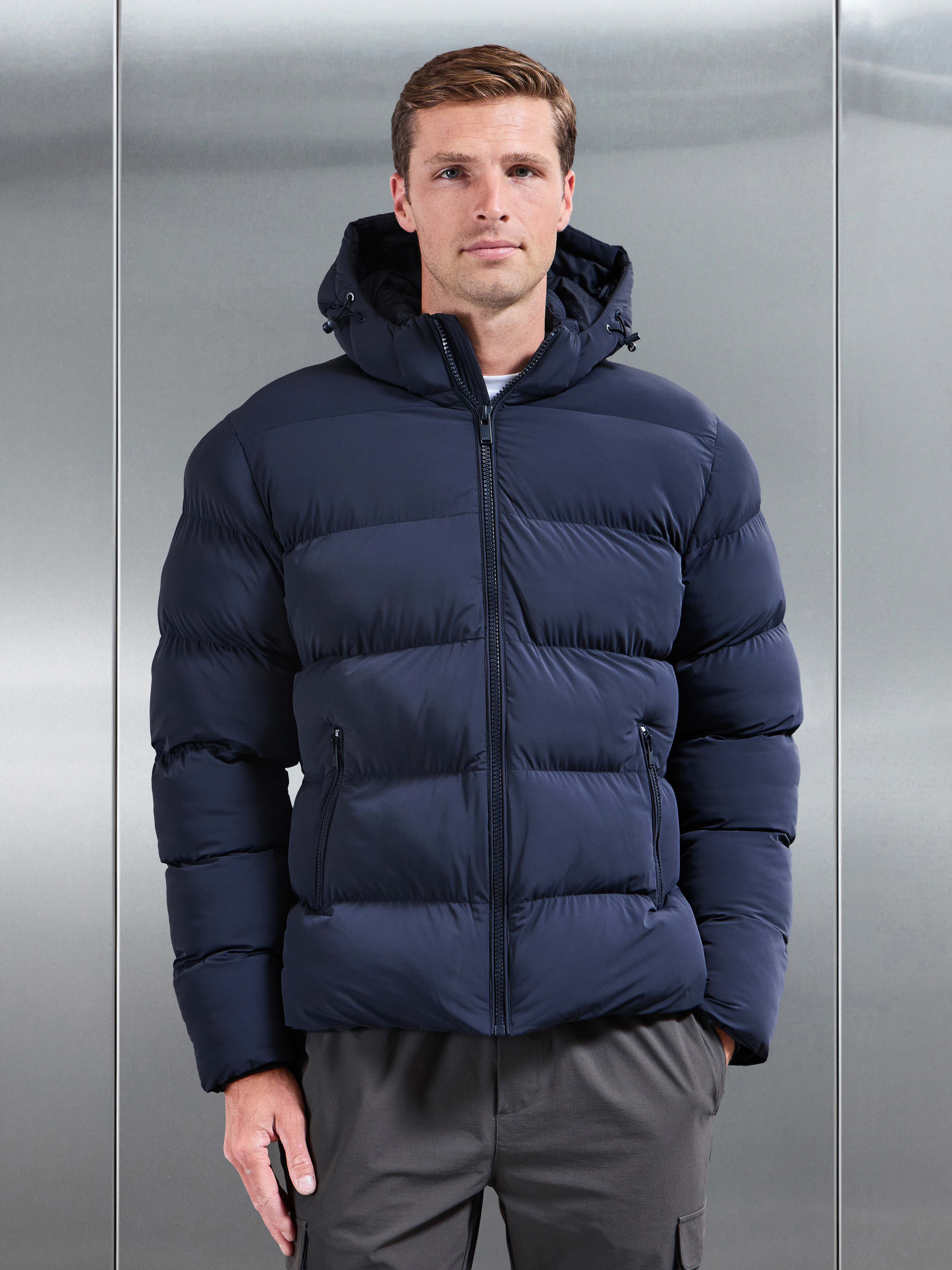 Essential Puffer Jacket in Navy