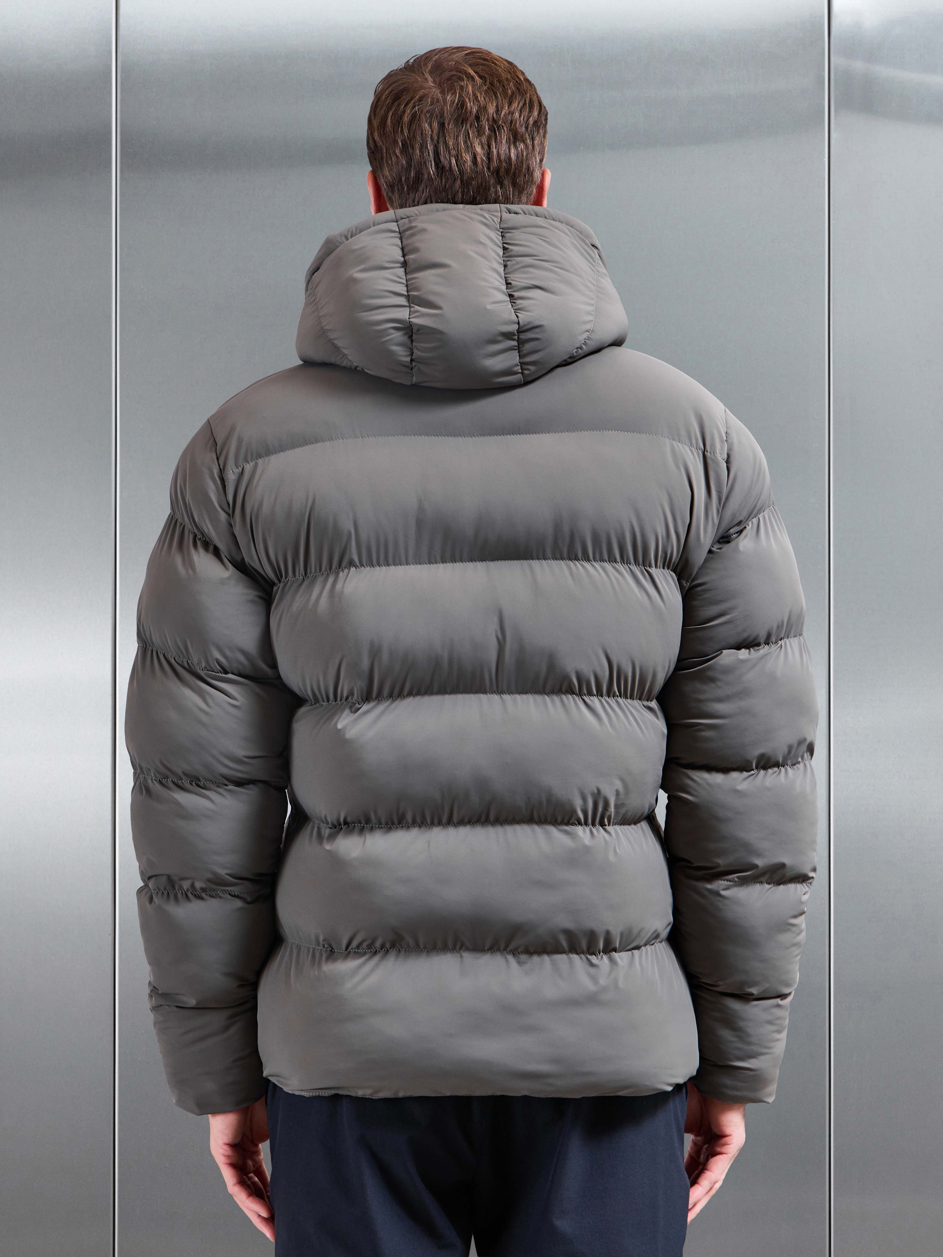 Essential Puffer Jacket in Olive