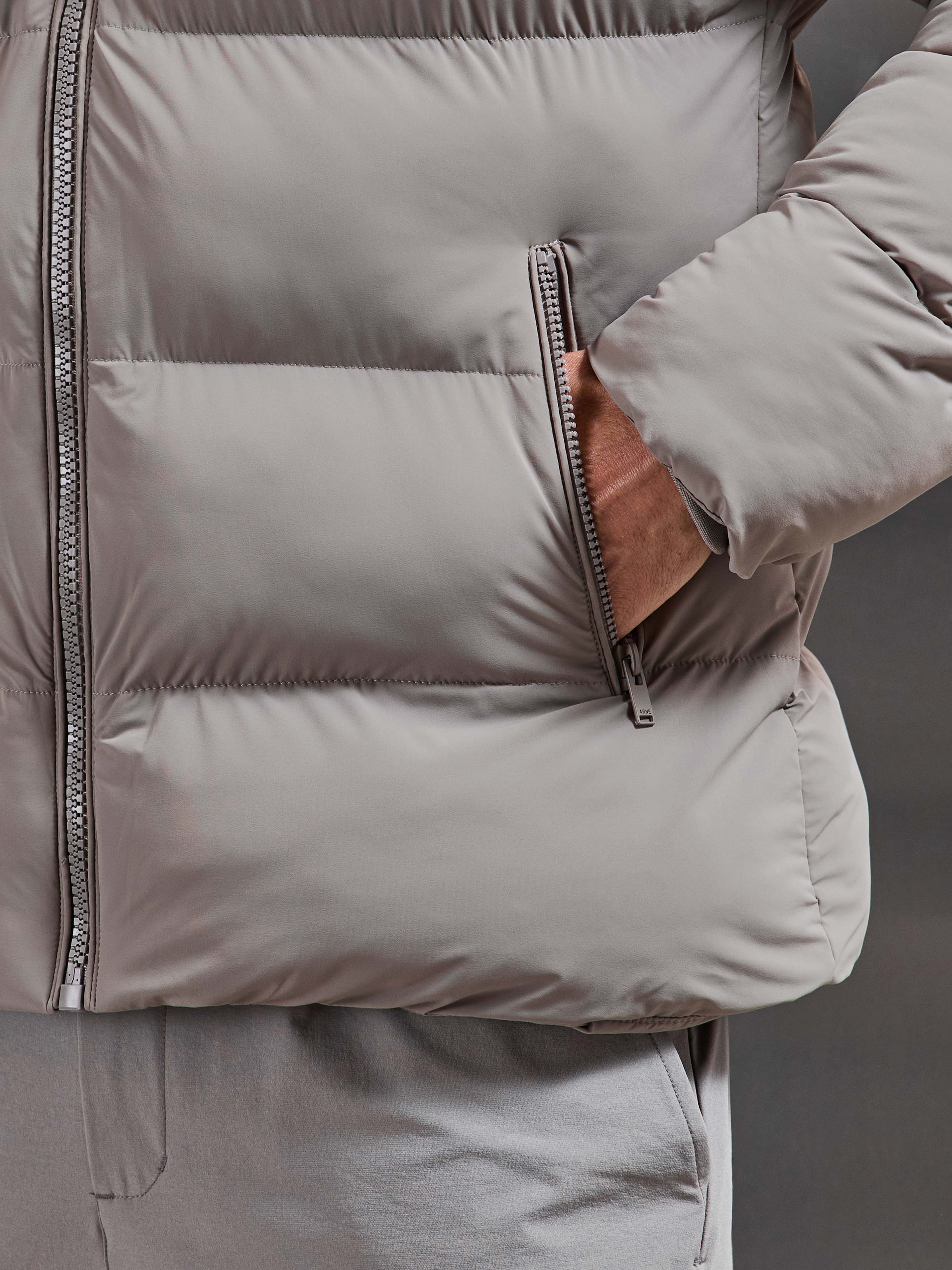 Essential Puffer Jacket in Taupe