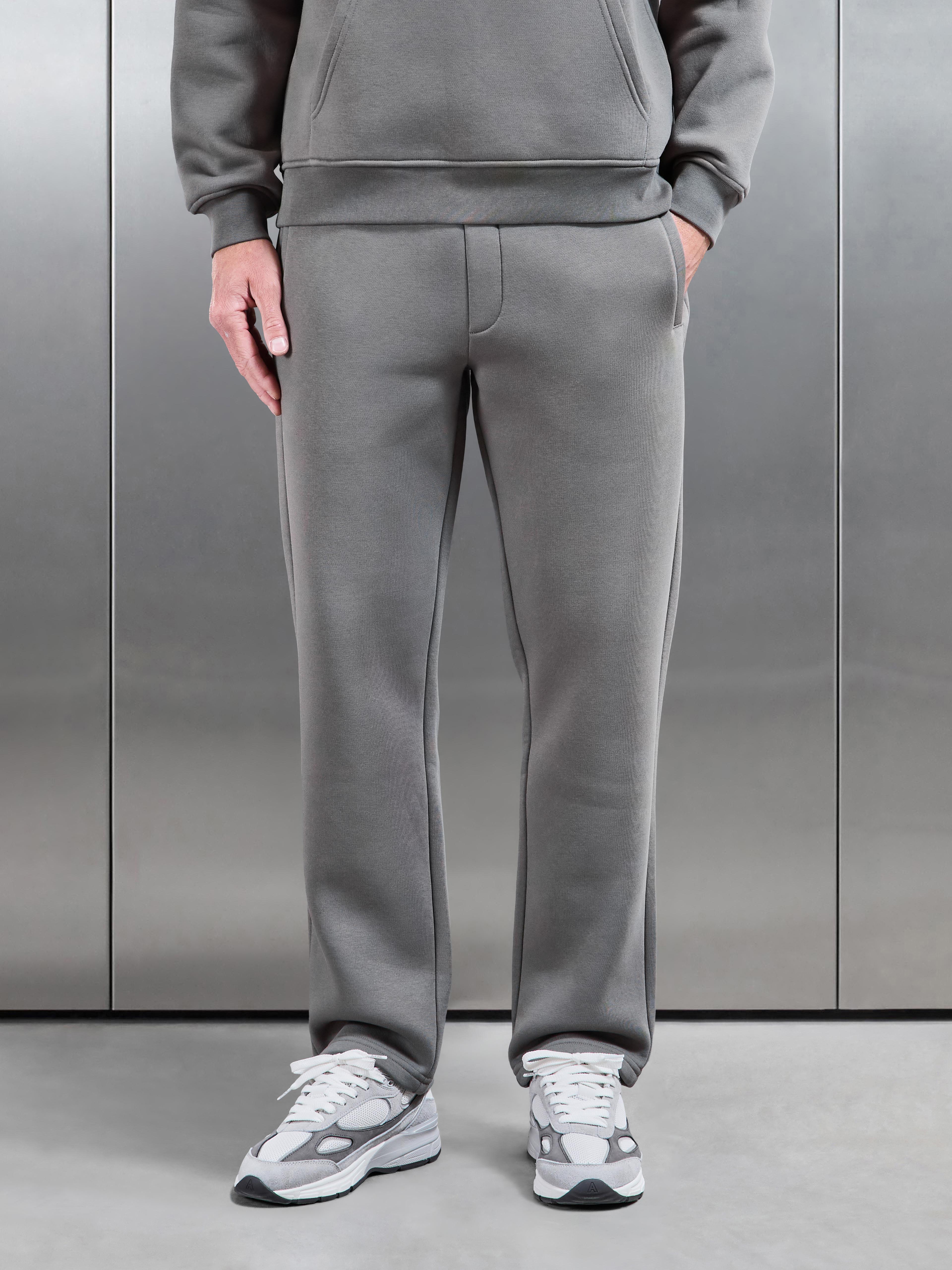 Essential Straight Leg Jogger in Grey