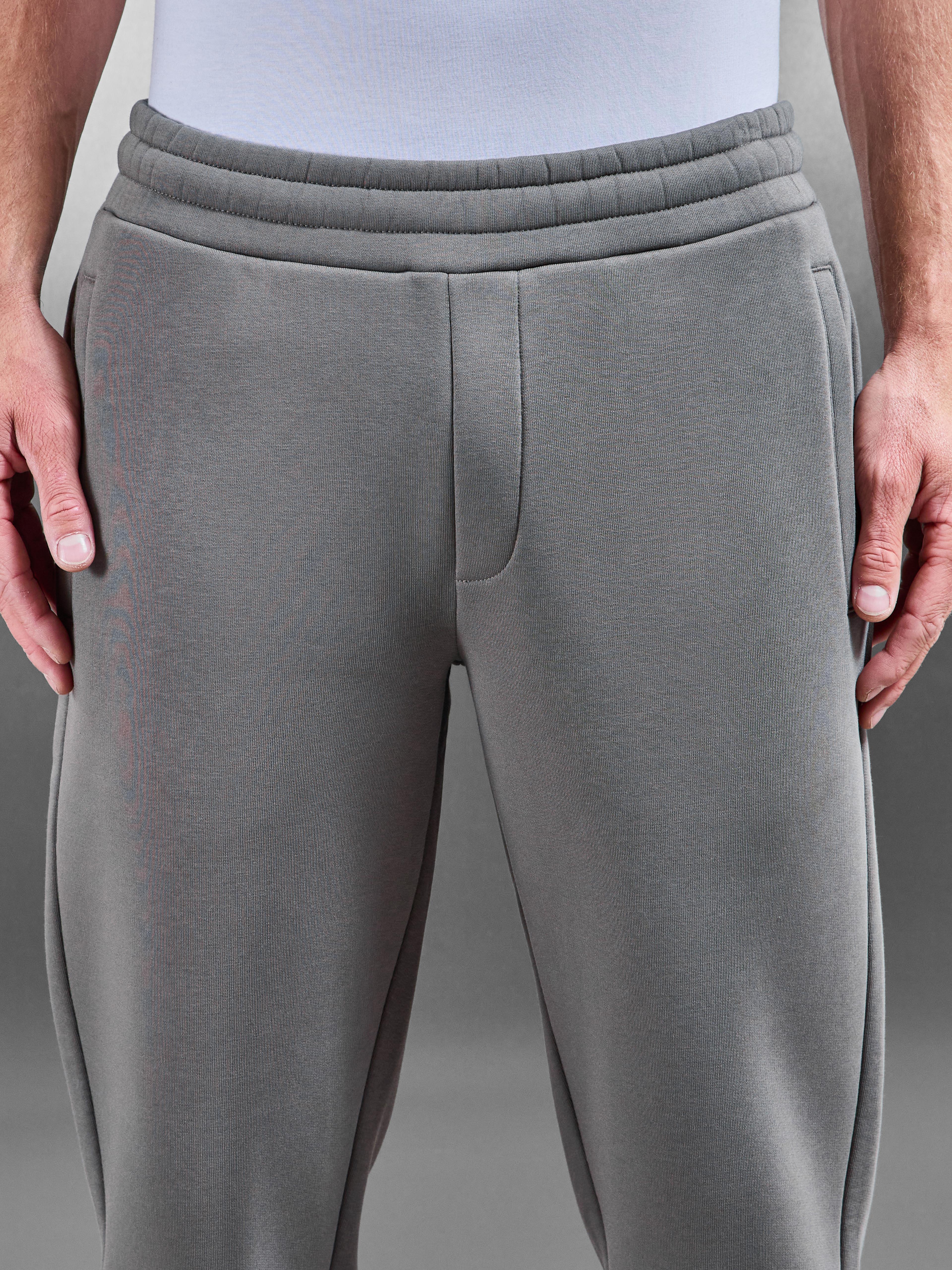 Essential Straight Leg Jogger in Grey
