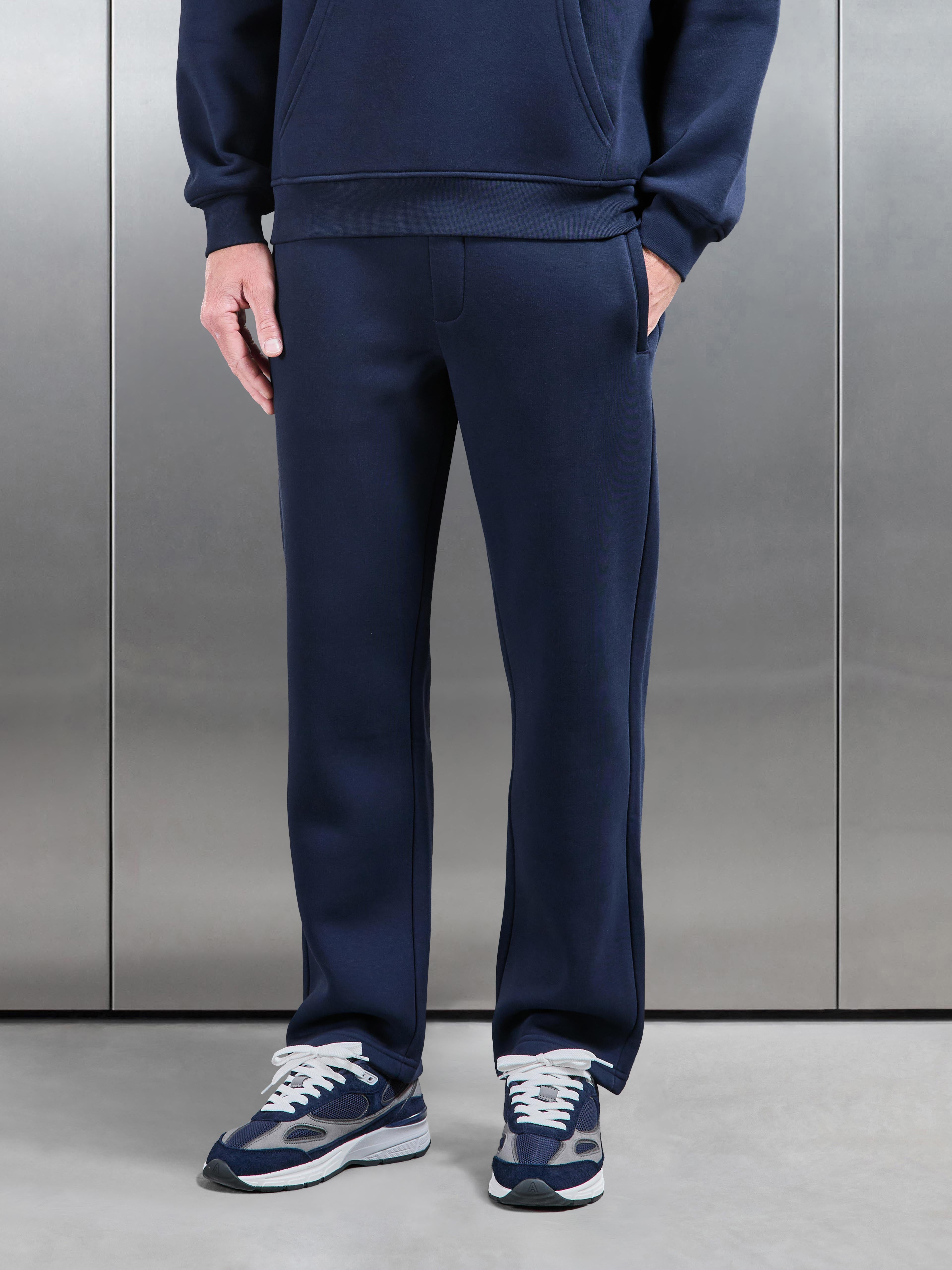 Essential Straight Leg Jogger in Navy