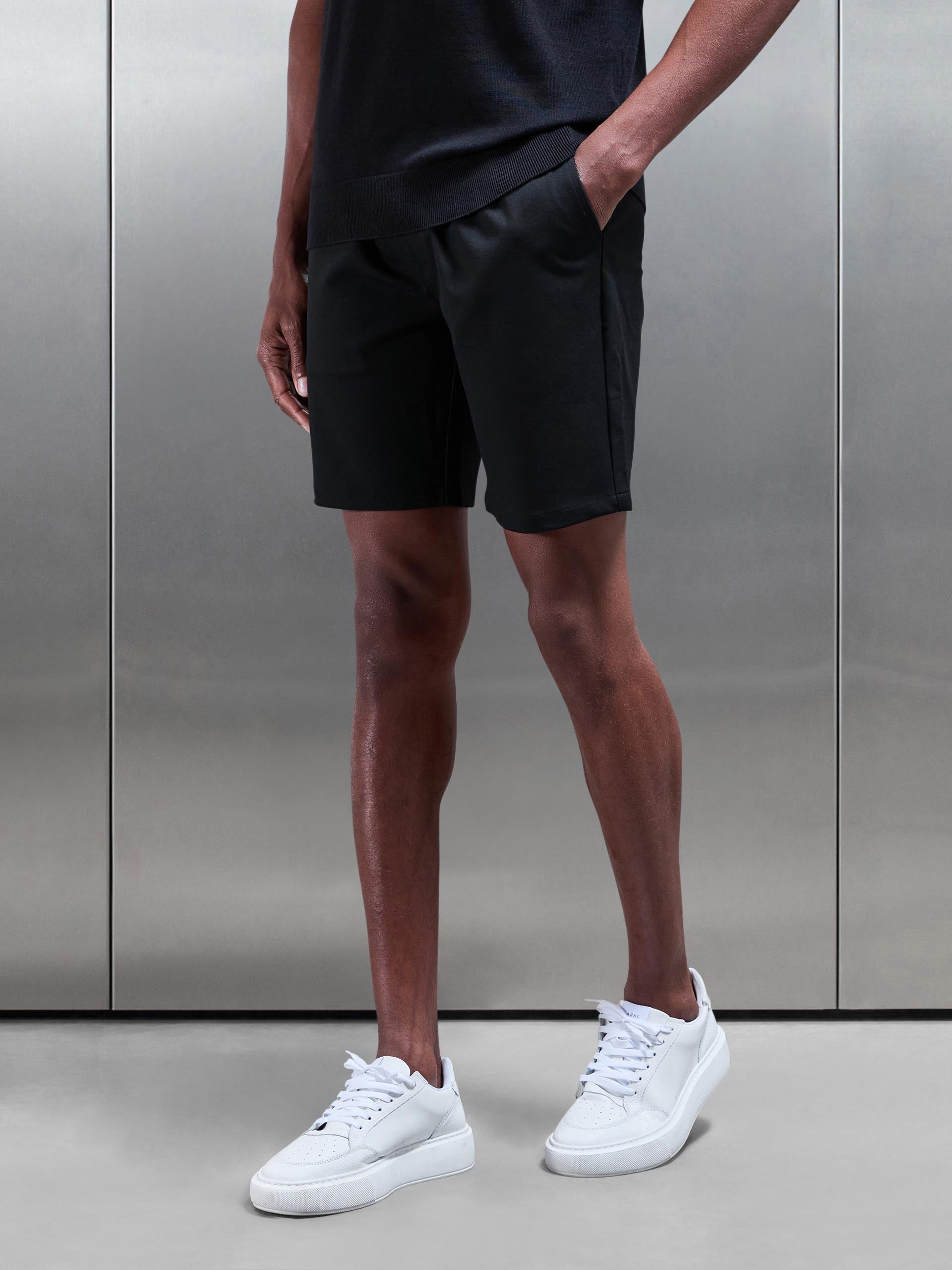 Essential Drawstring Tailored Short in Black