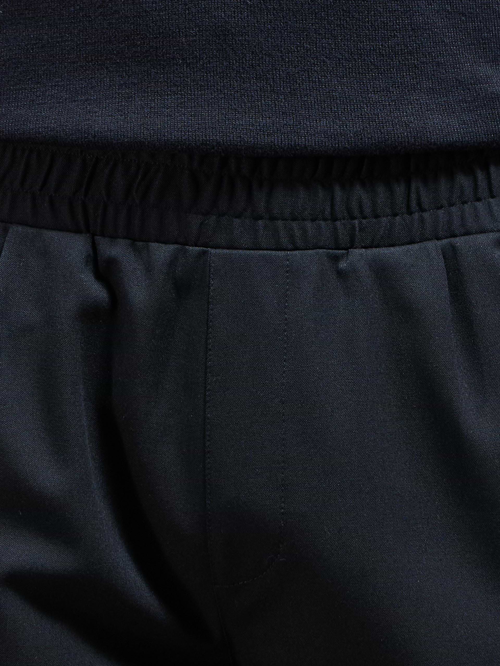 Essential Drawstring Tailored Short in Black
