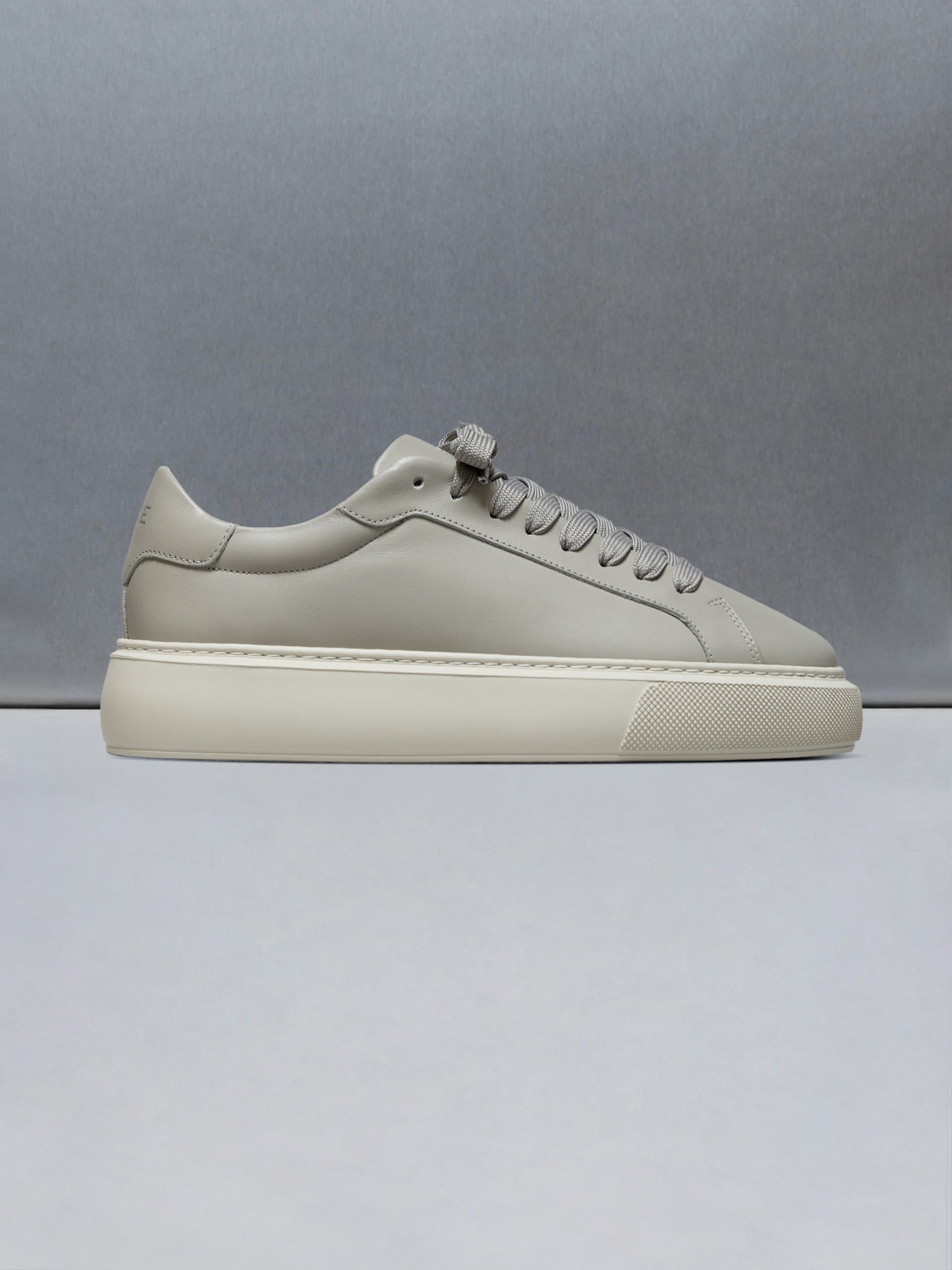 Essential Leather Trainer in Beige