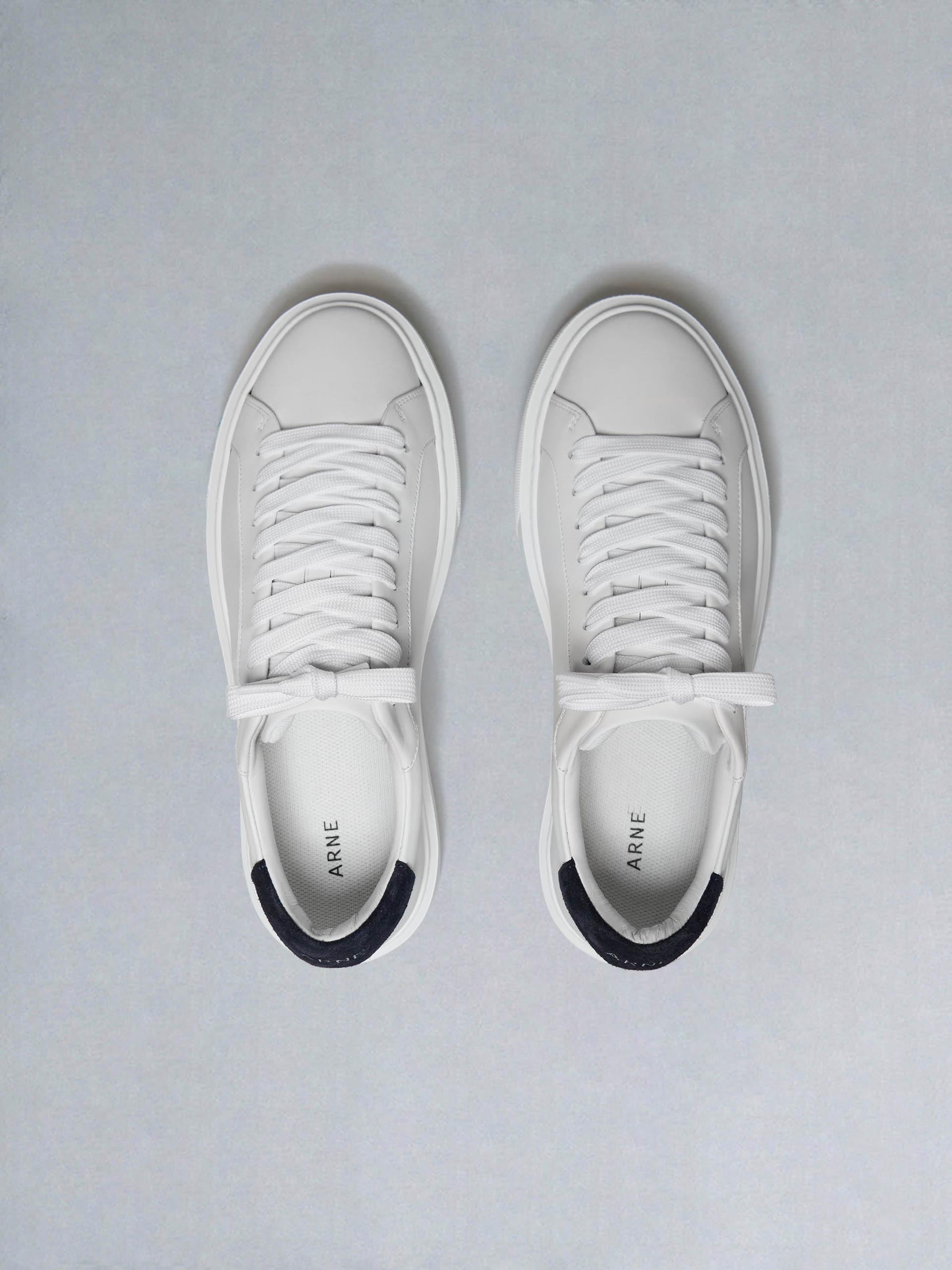 Essential Leather Trainer in White Navy