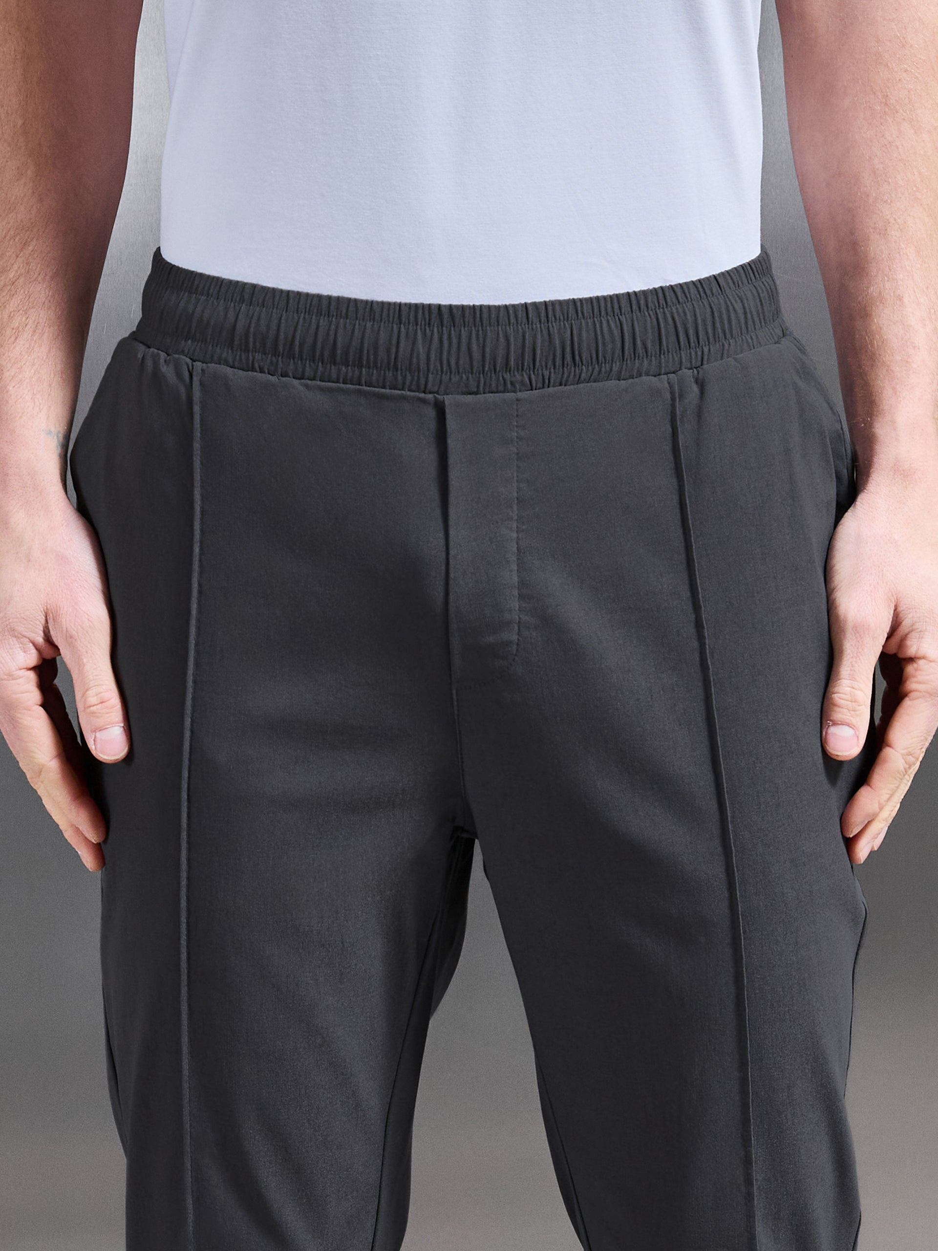 Essential Nylon Trouser in Grey