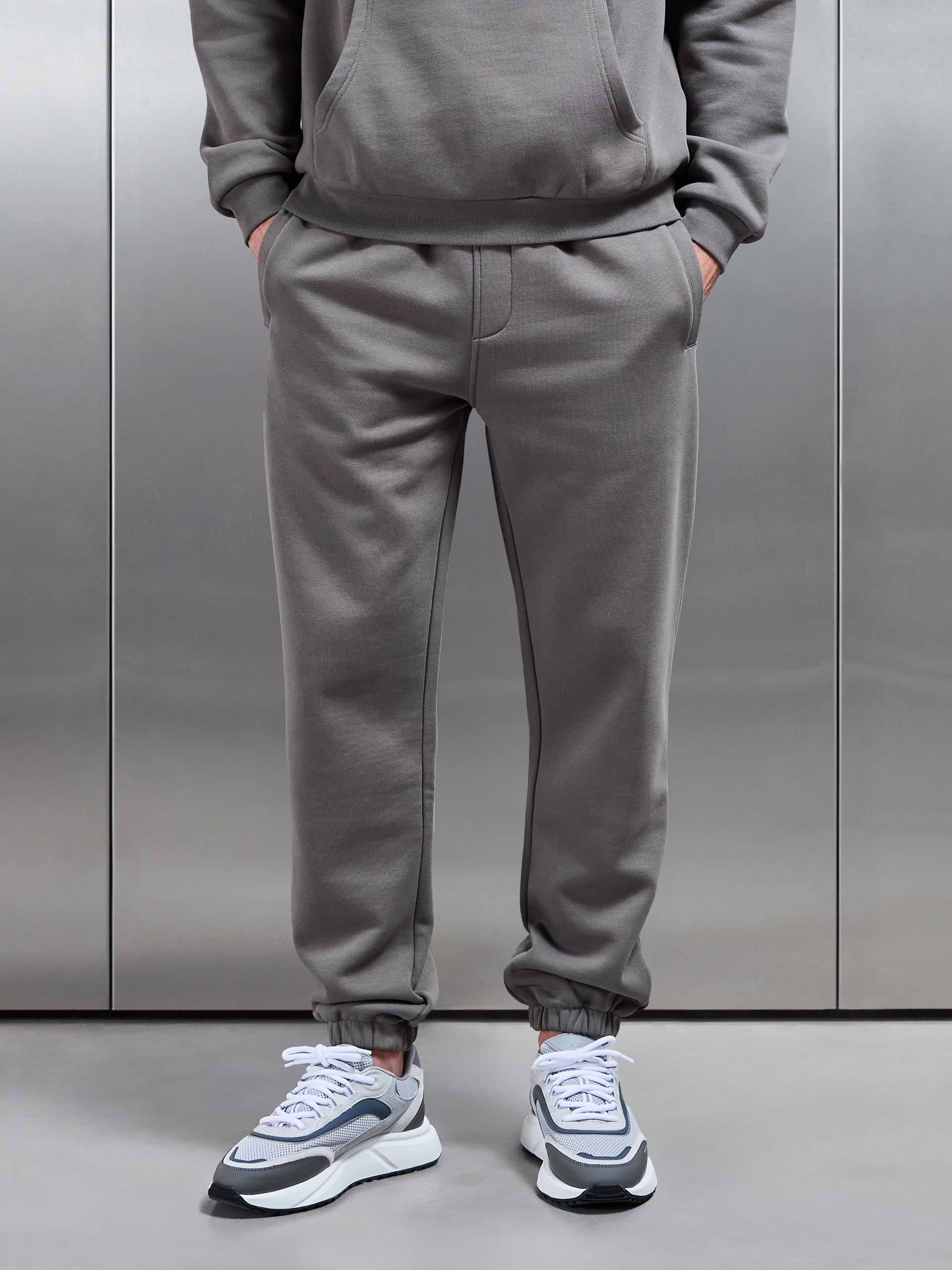 Essential Relaxed Fit Cuffed Jogger in Grey