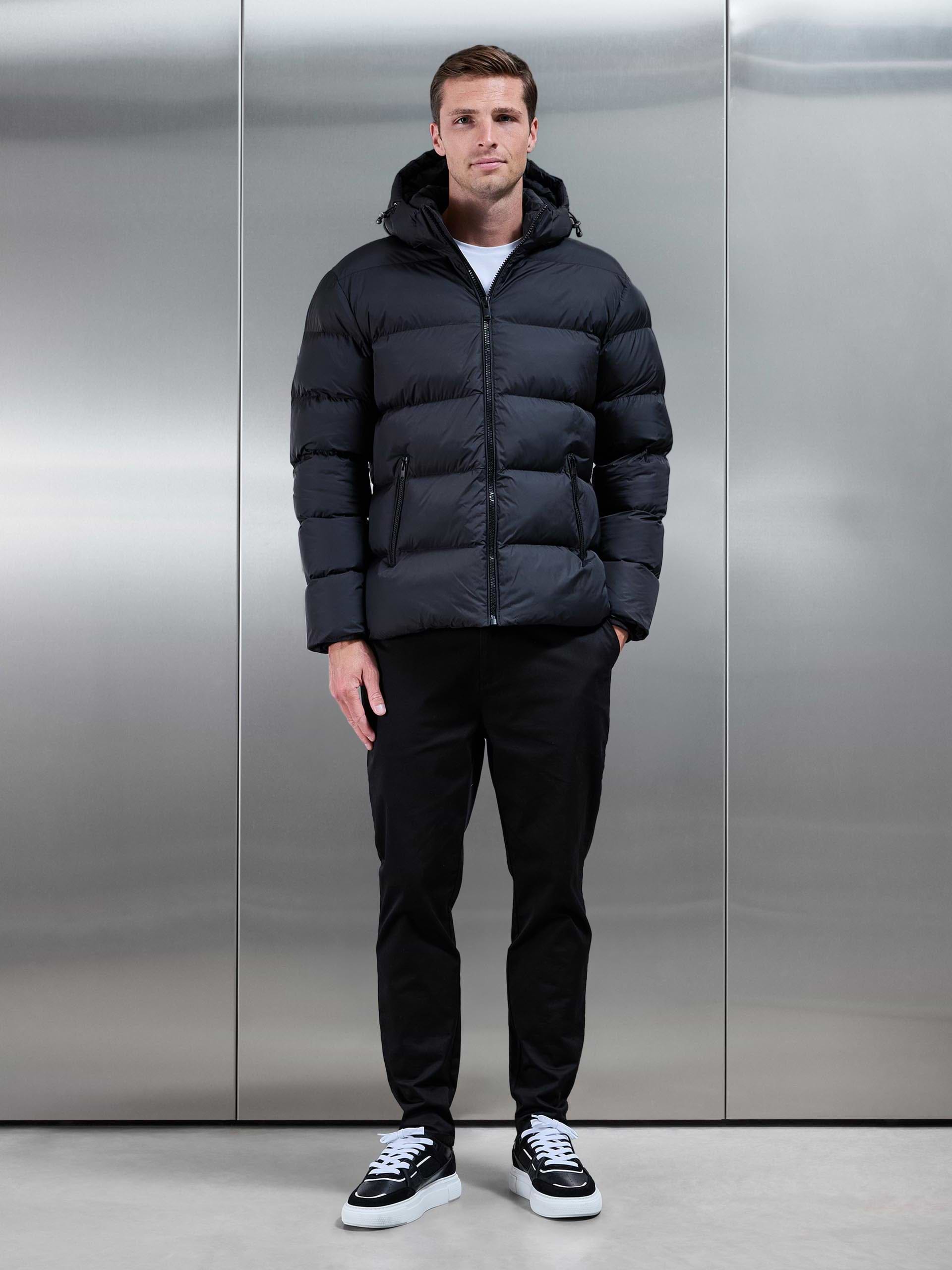 Essential Short Puffer Jacket in Black
