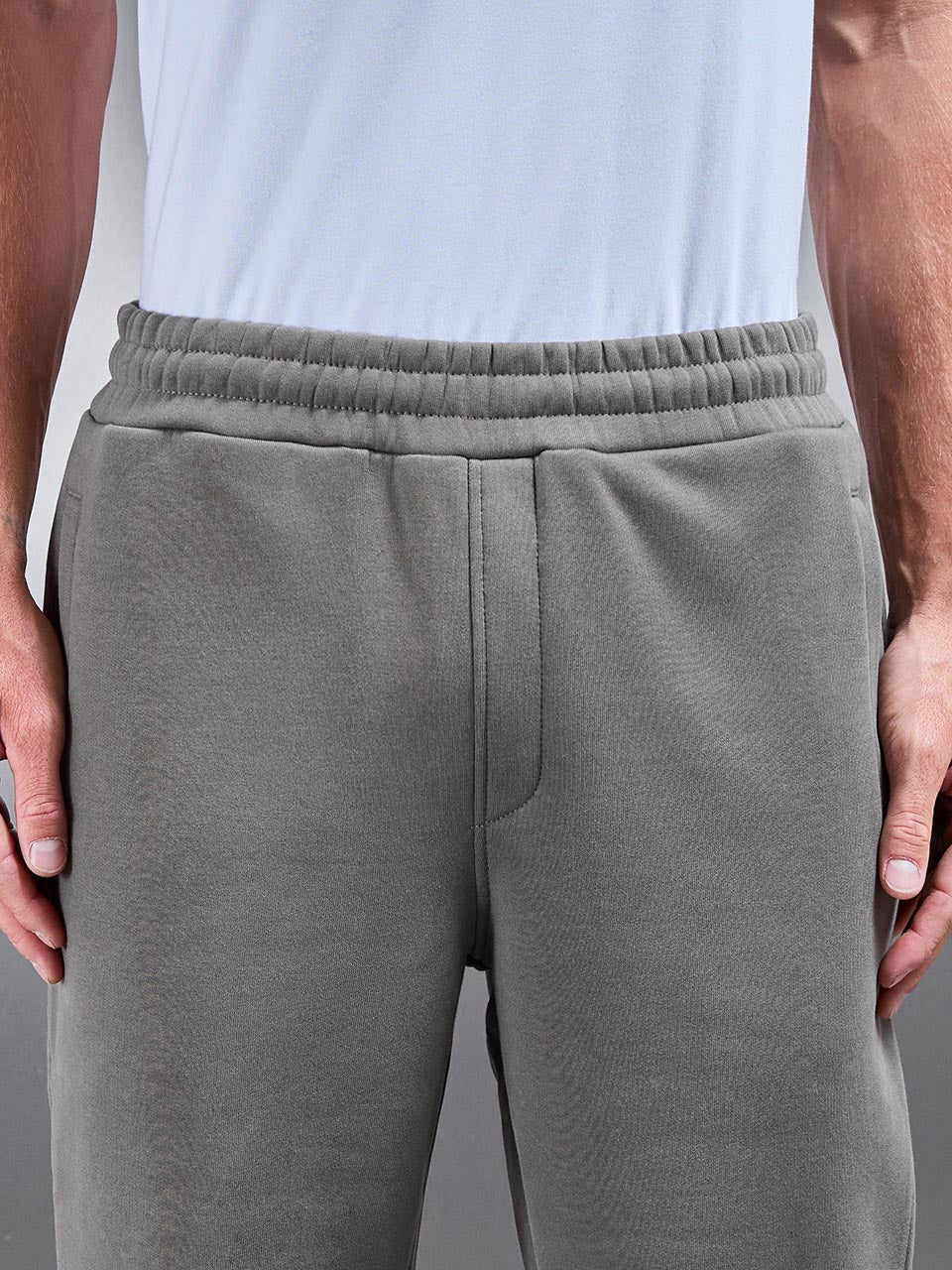 Essential Straight Leg Jogger in Grey