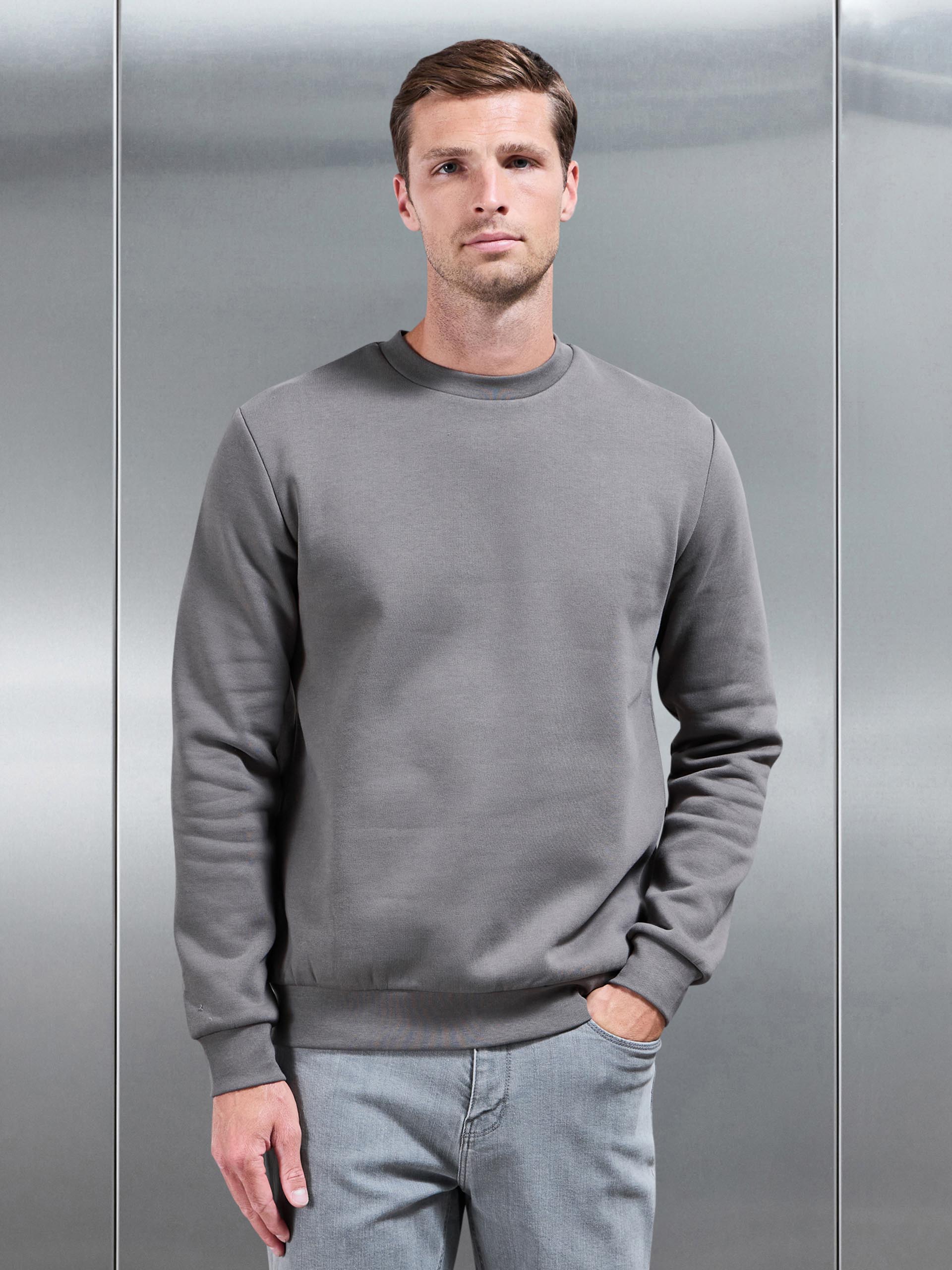 Essential Sweatshirt in Grey