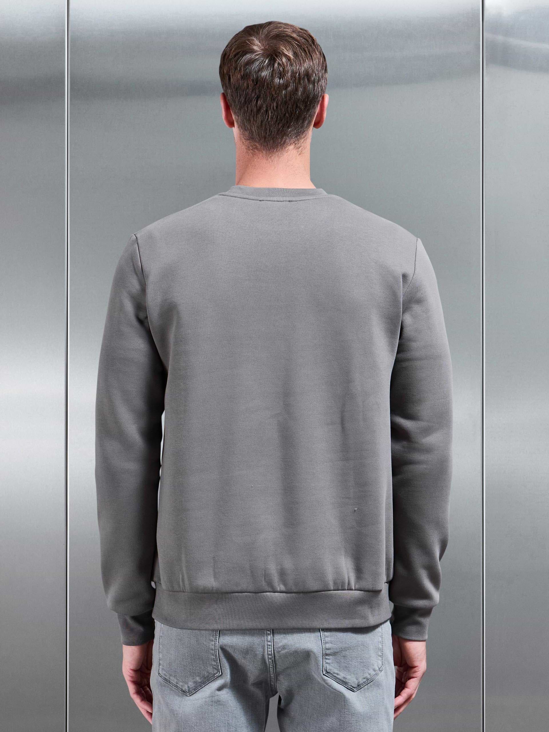 Essential Sweatshirt in Grey