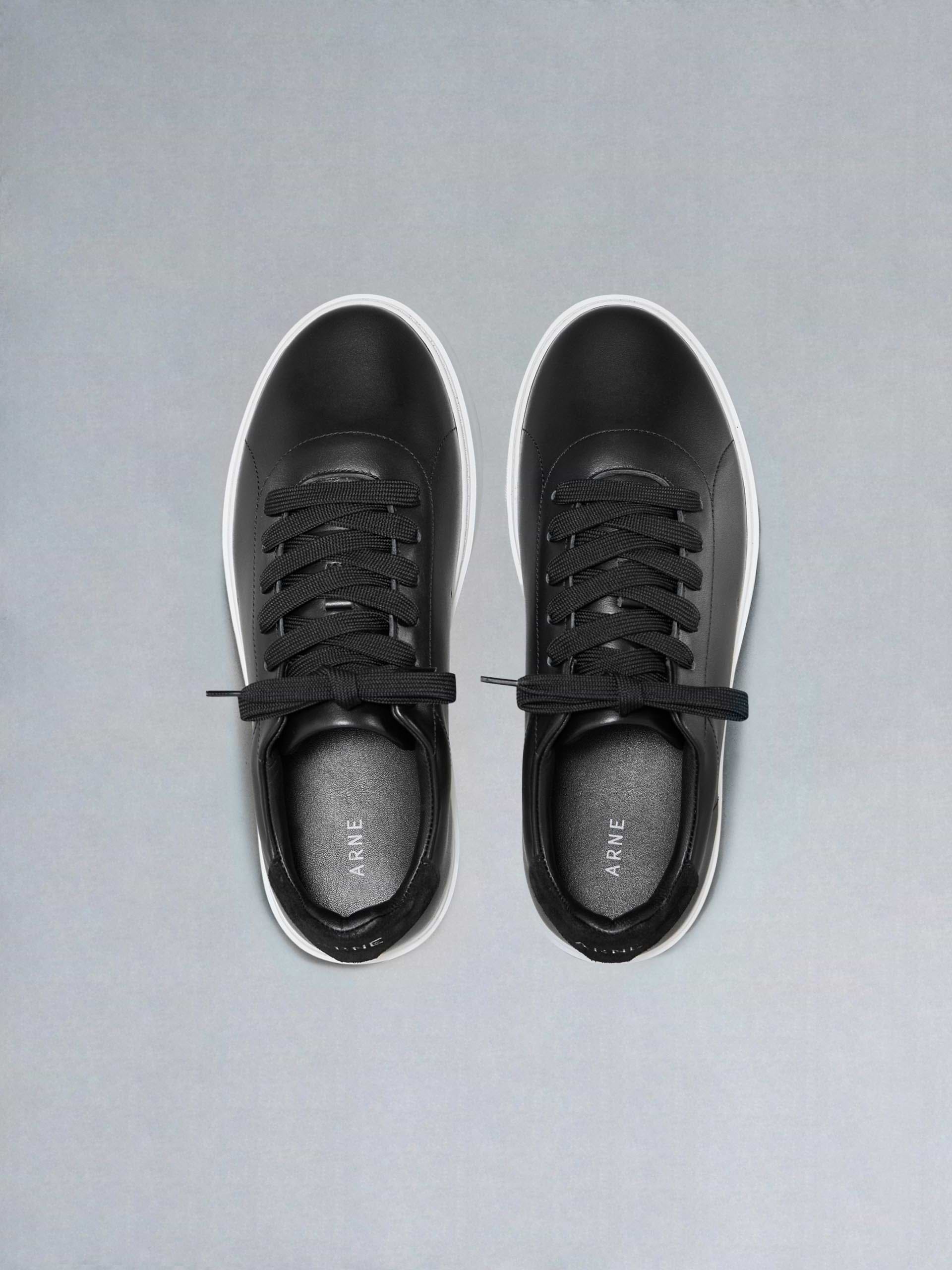 Everyday Leather Trainer in Black