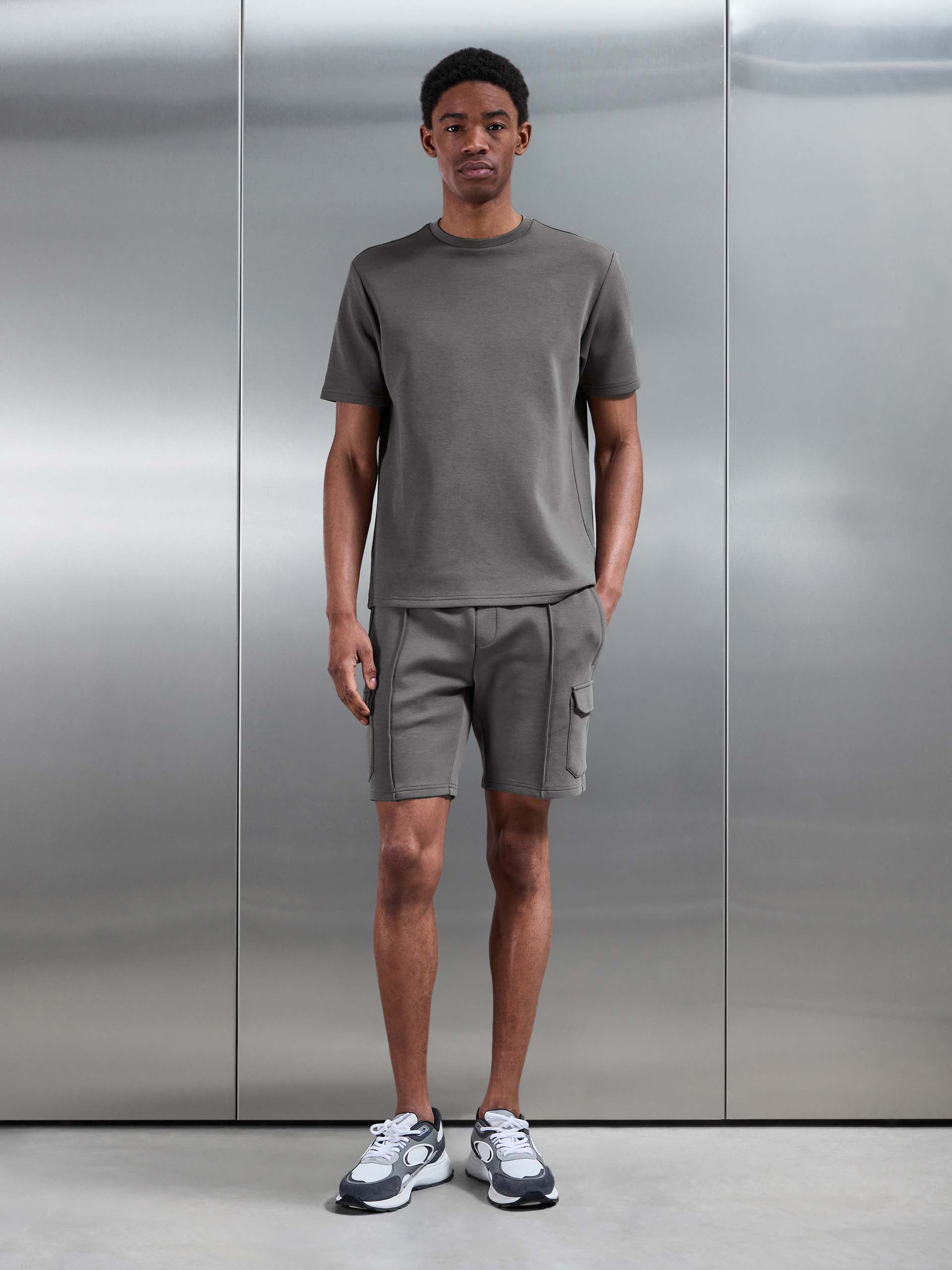 Everyday Luxe Cargo Short in Grey