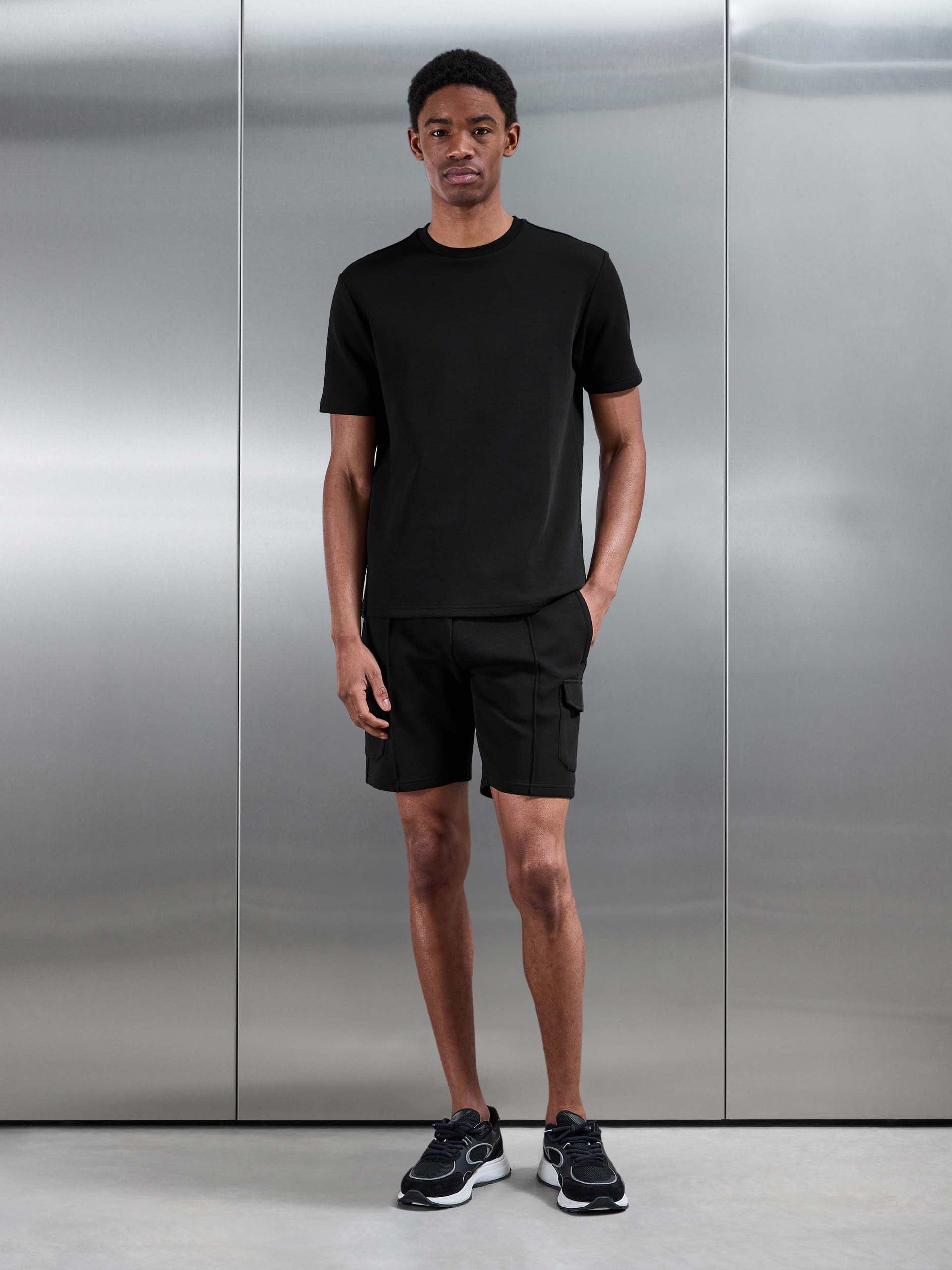 Everyday Luxe Cargo Short in Black