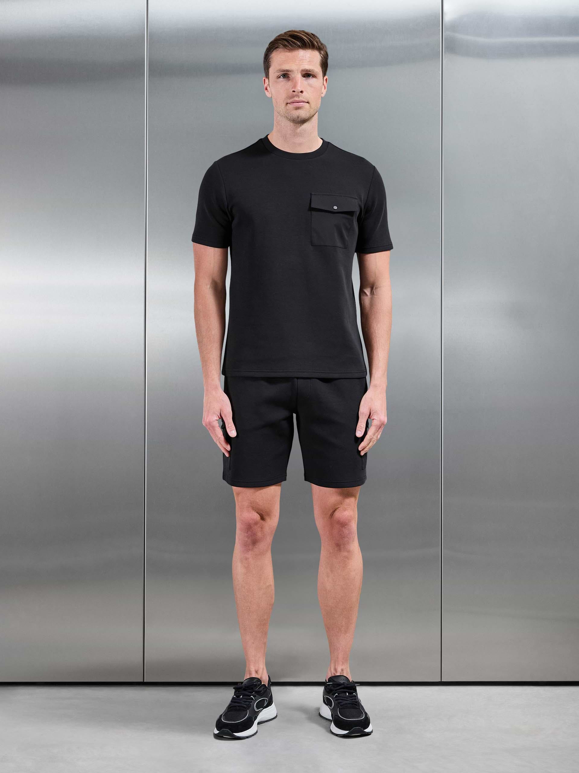 Everyday Luxe Hybrid Cargo Short in Black