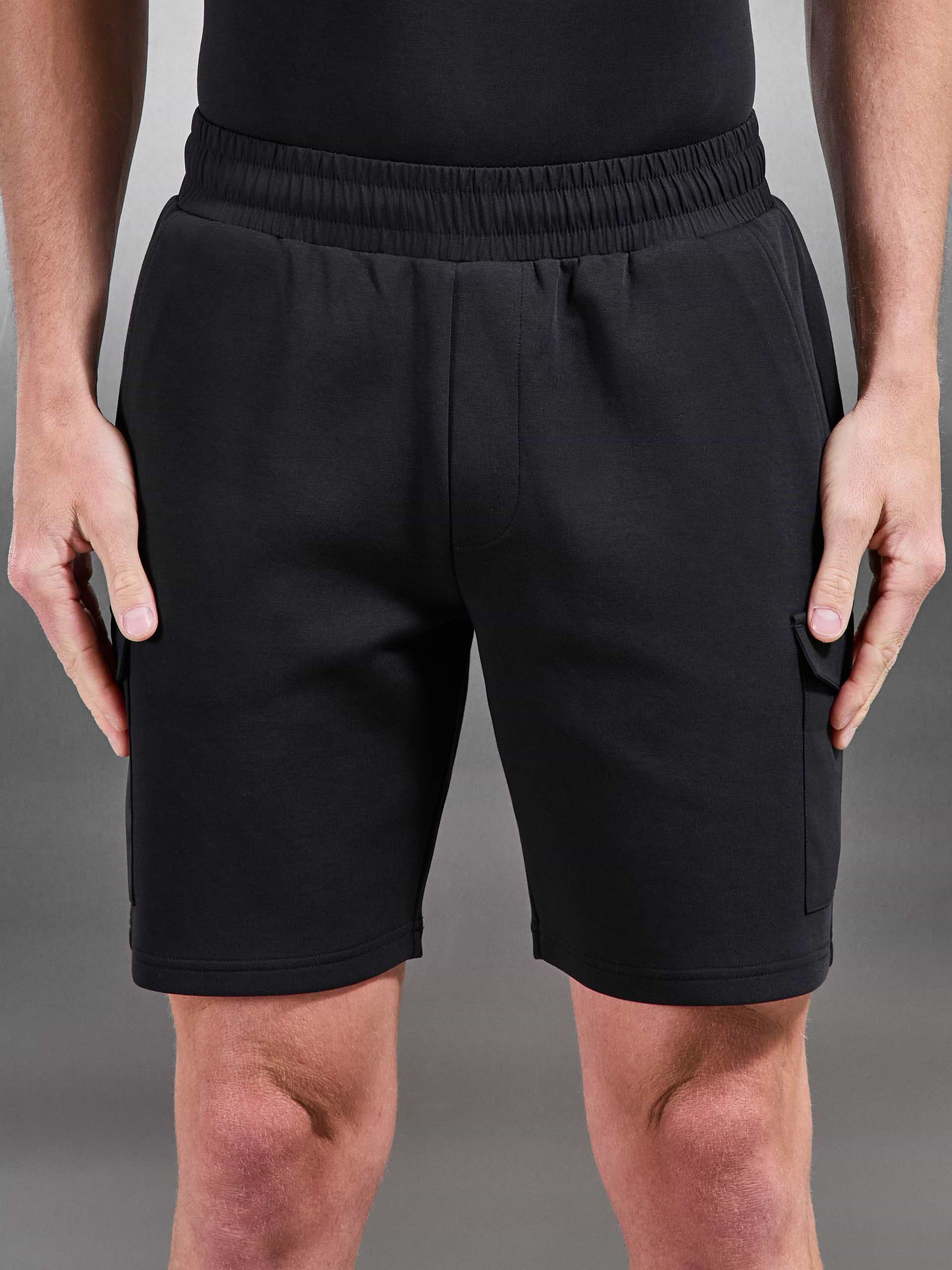Everyday Luxe Hybrid Cargo Short in Black