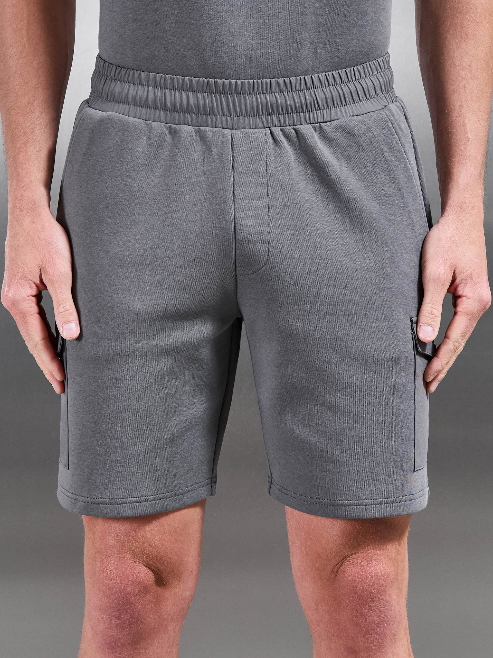 Everyday Luxe Hybrid Cargo Short in Grey