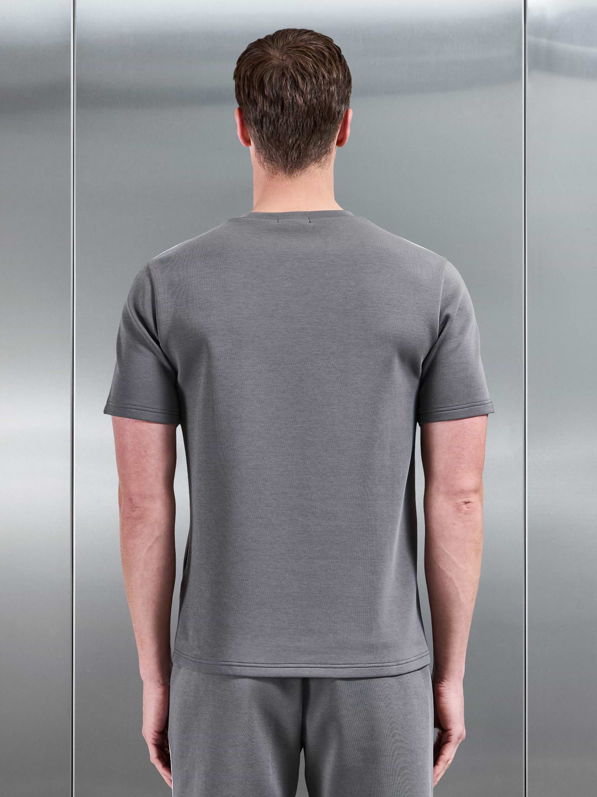 Everyday Luxe Piping T-Shirt in Grey