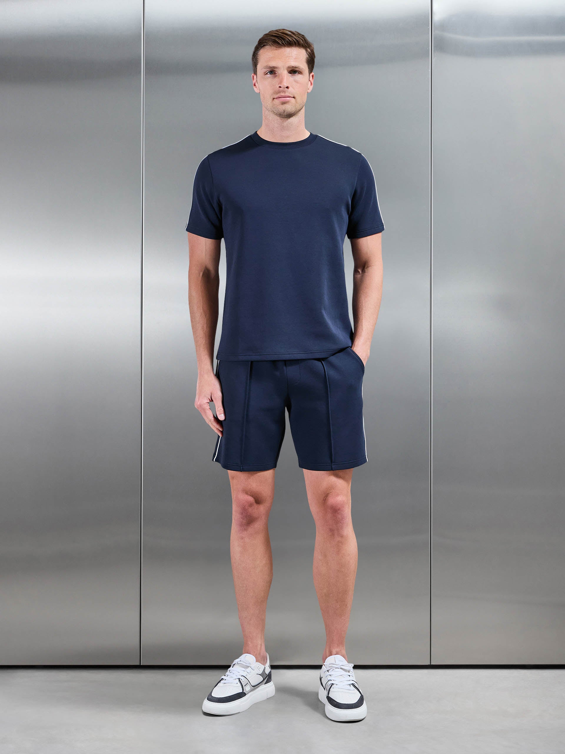 Everyday Luxe Piping T-Shirt in Navy