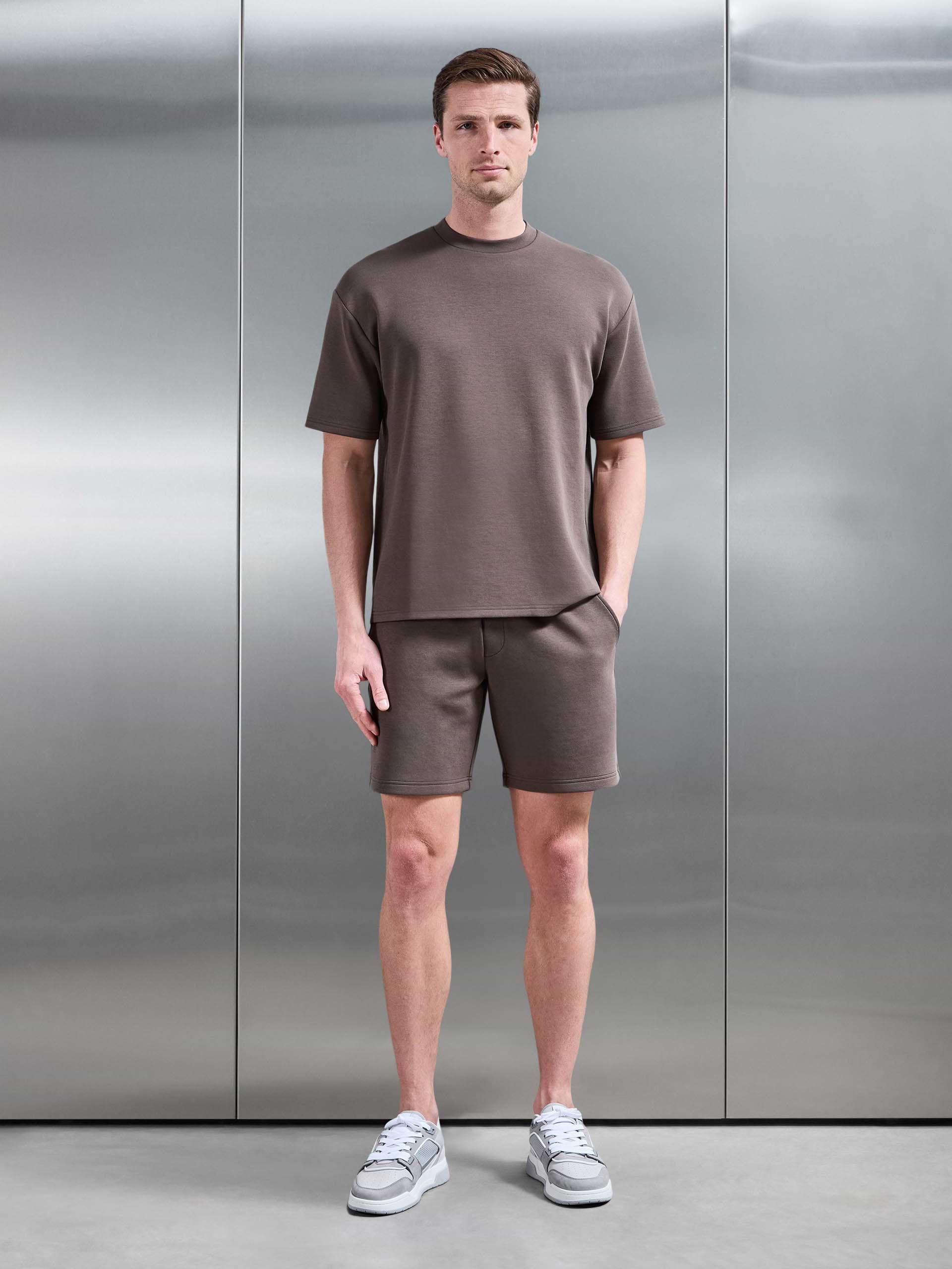 Everyday Luxe Relaxed Short in Brown