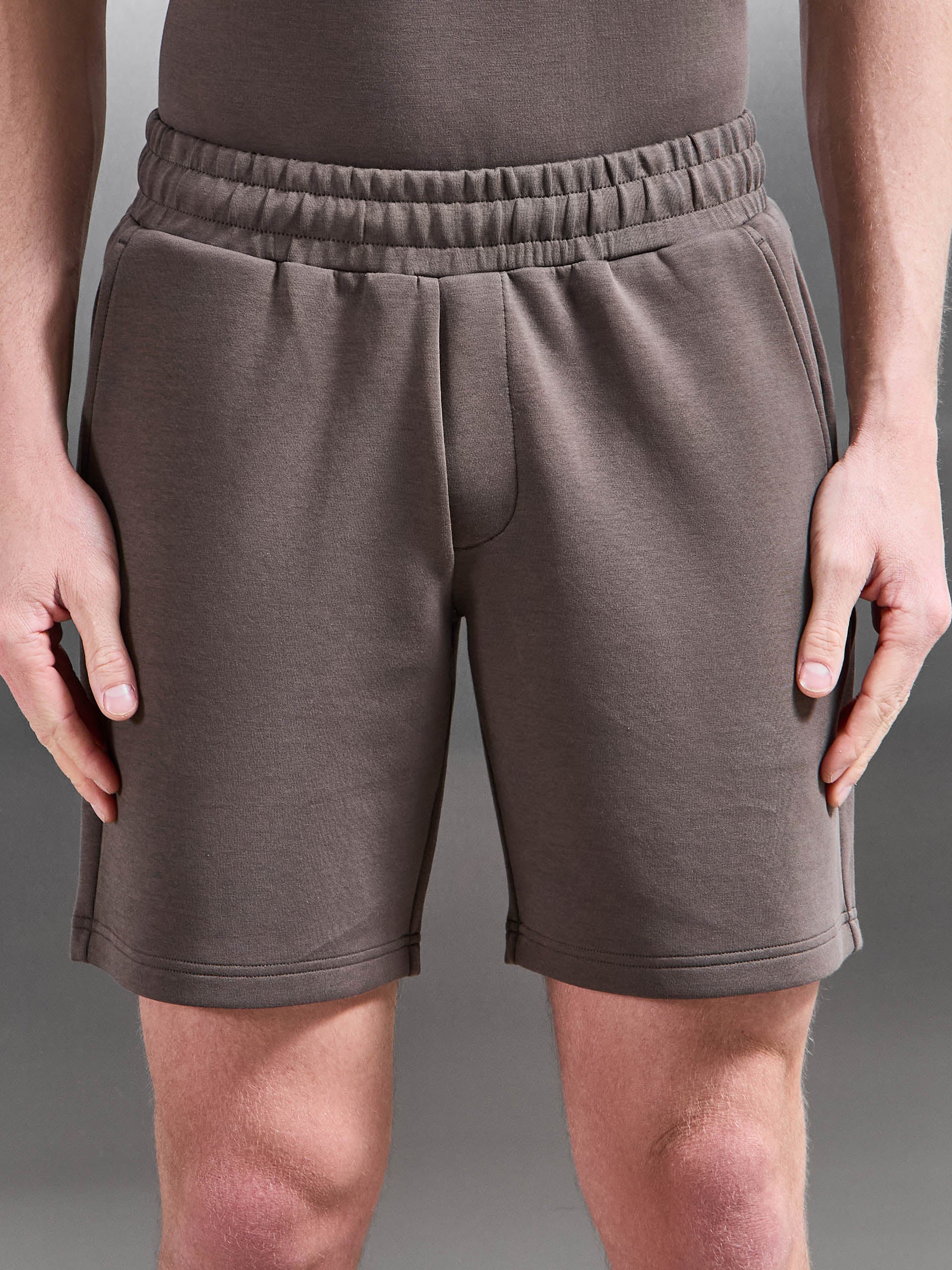 Everyday Luxe Relaxed Short in Brown