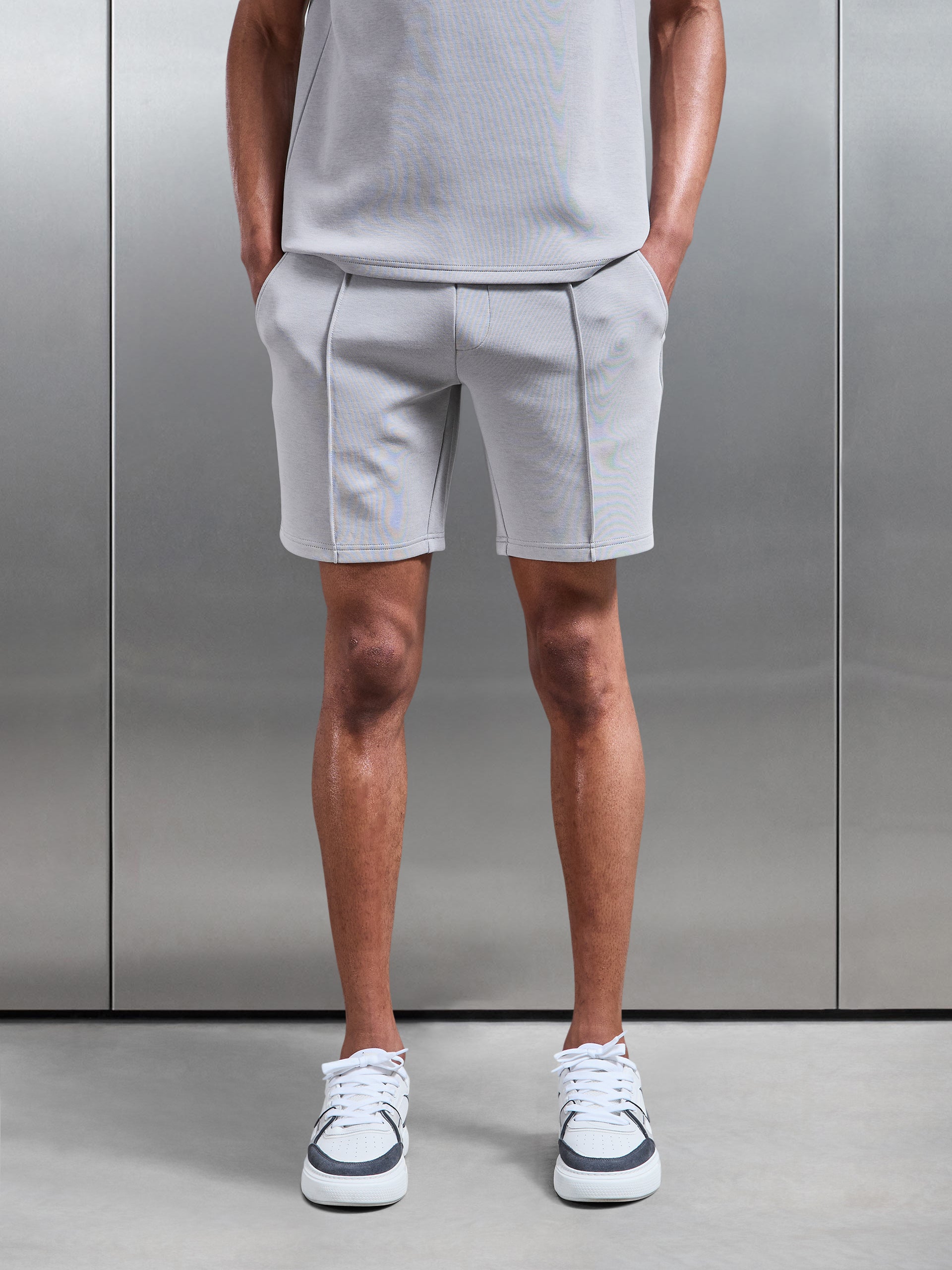 Everyday Luxe Short in Mid Grey