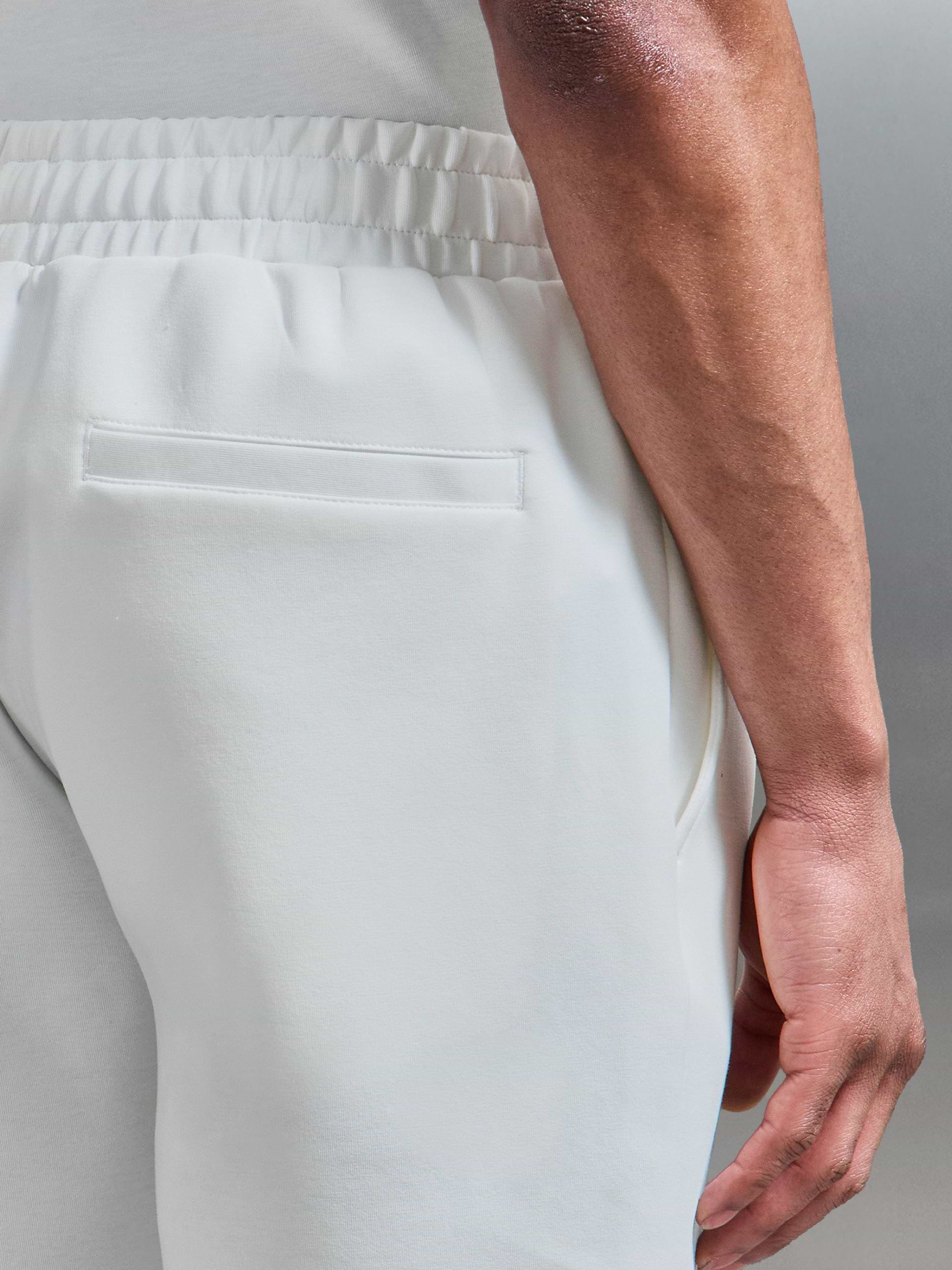 Everyday Luxe Short in Off White