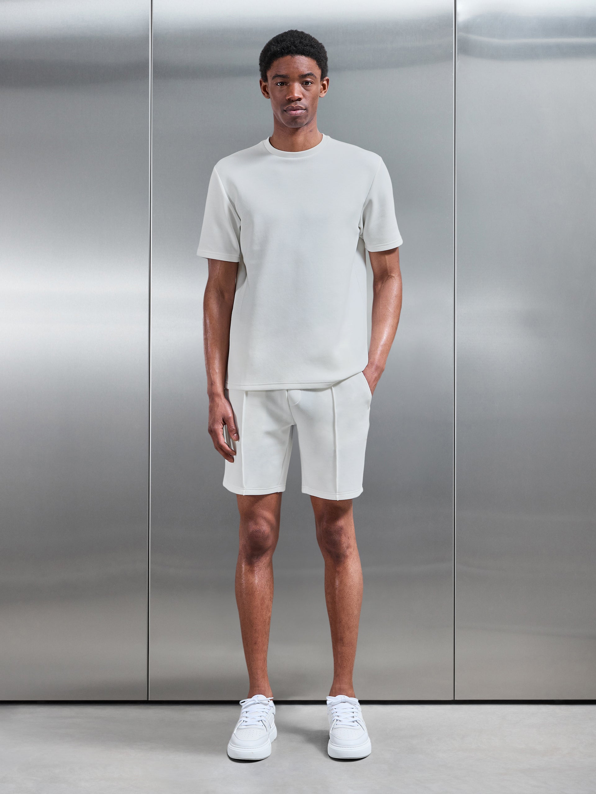 Everyday Luxe Short in Off White