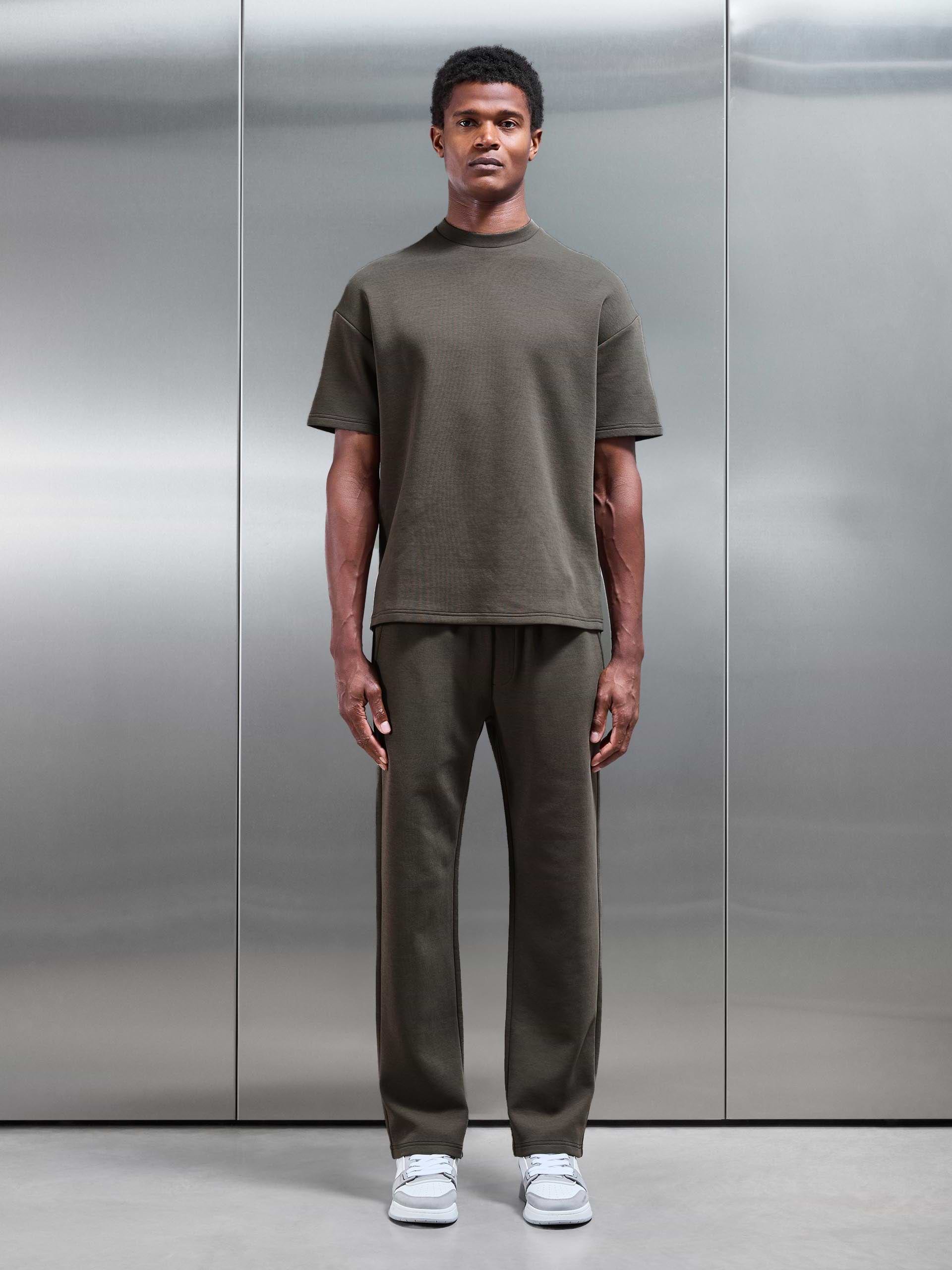 Everyday Luxe Straight Leg Jogger in Brown