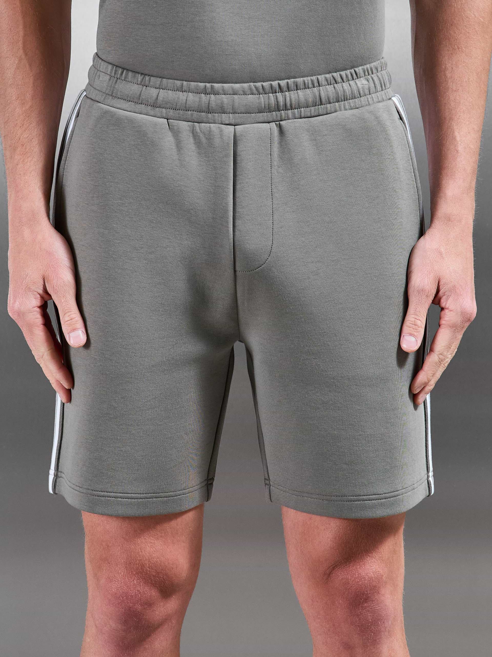 Everyday Luxe Stripe Short in Olive