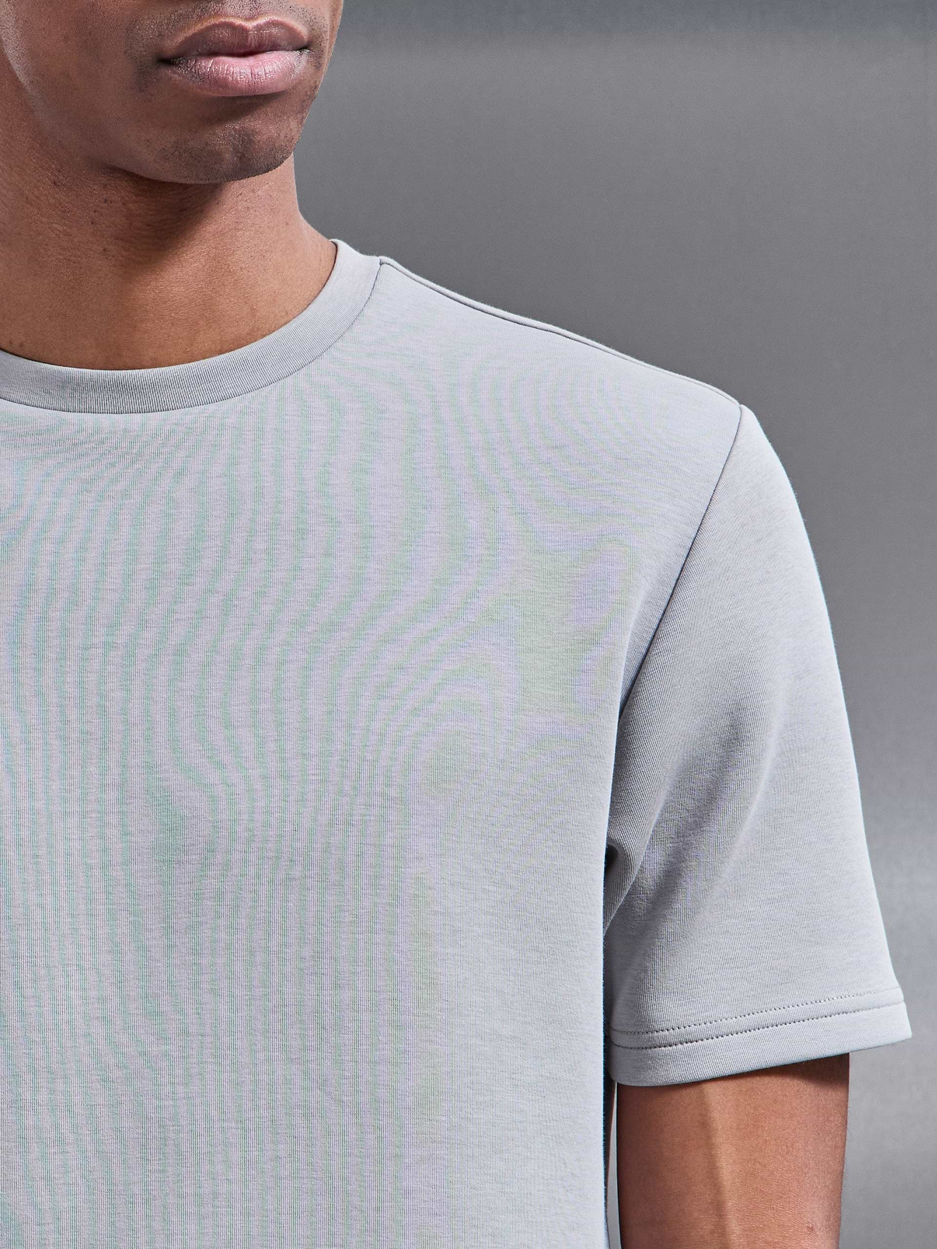 Everyday Luxe T-Shirt in Mid Grey