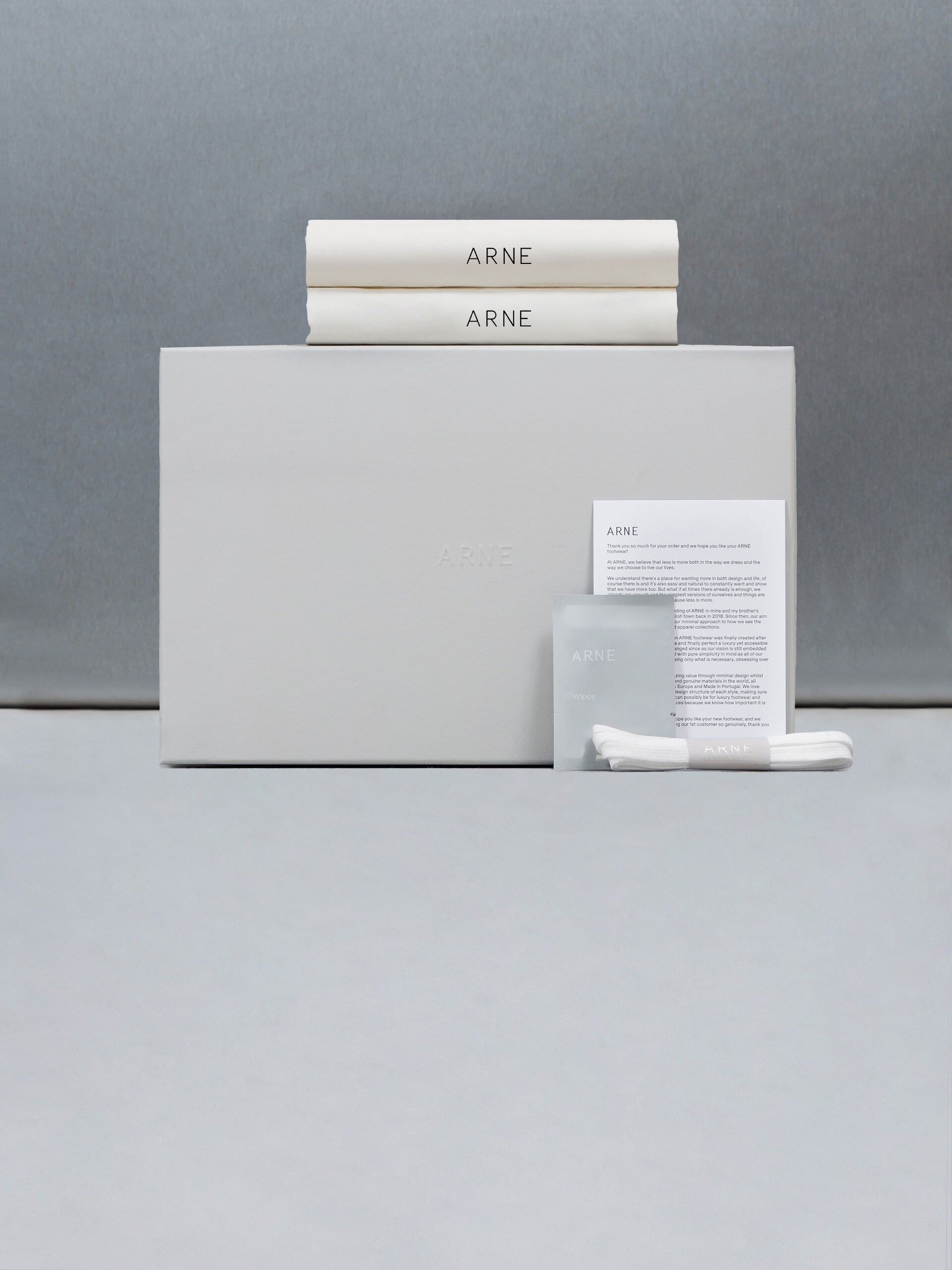 Arena Trainer 2.0 in White Grey