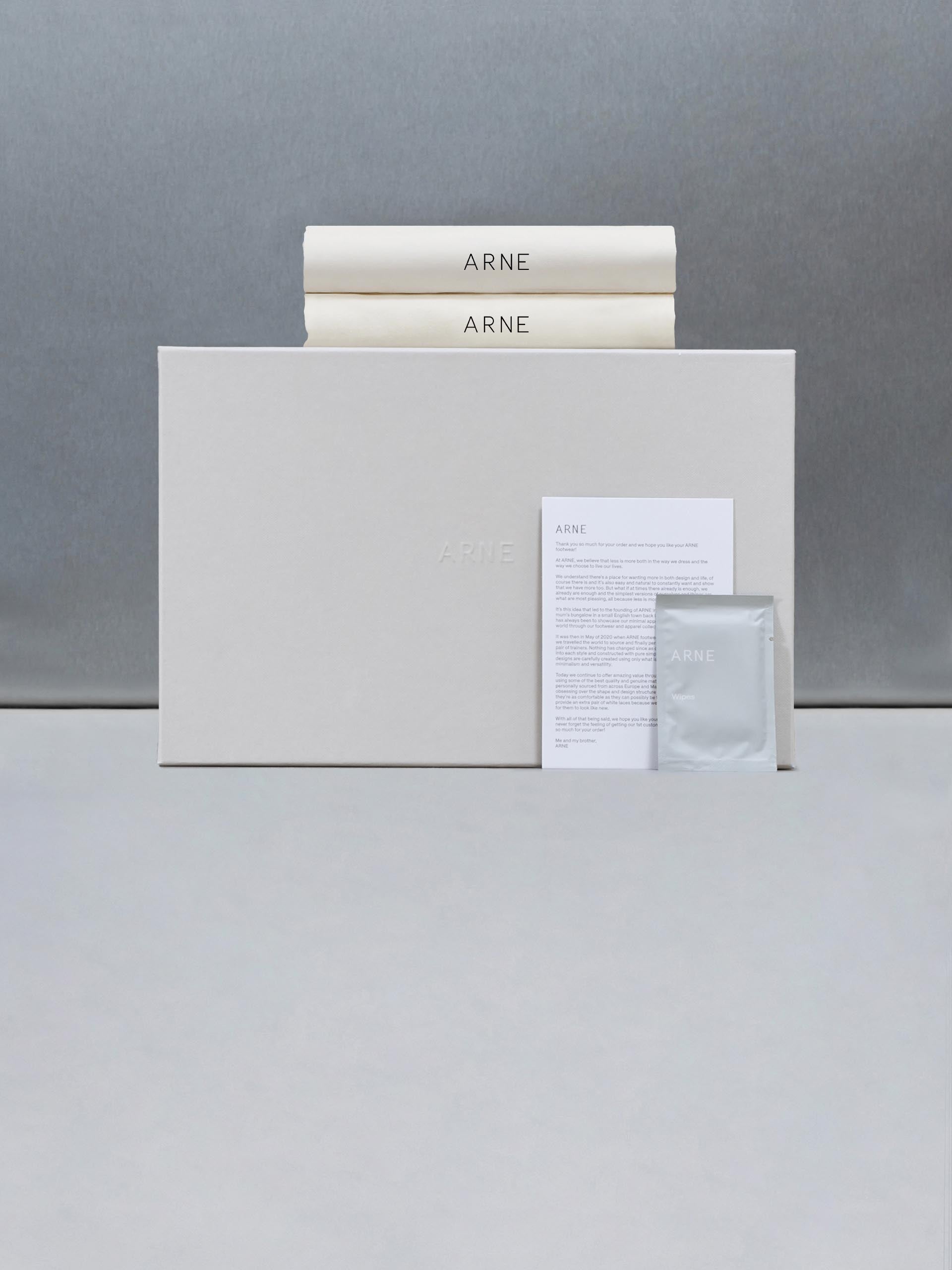 Apollo Runner in White Grey