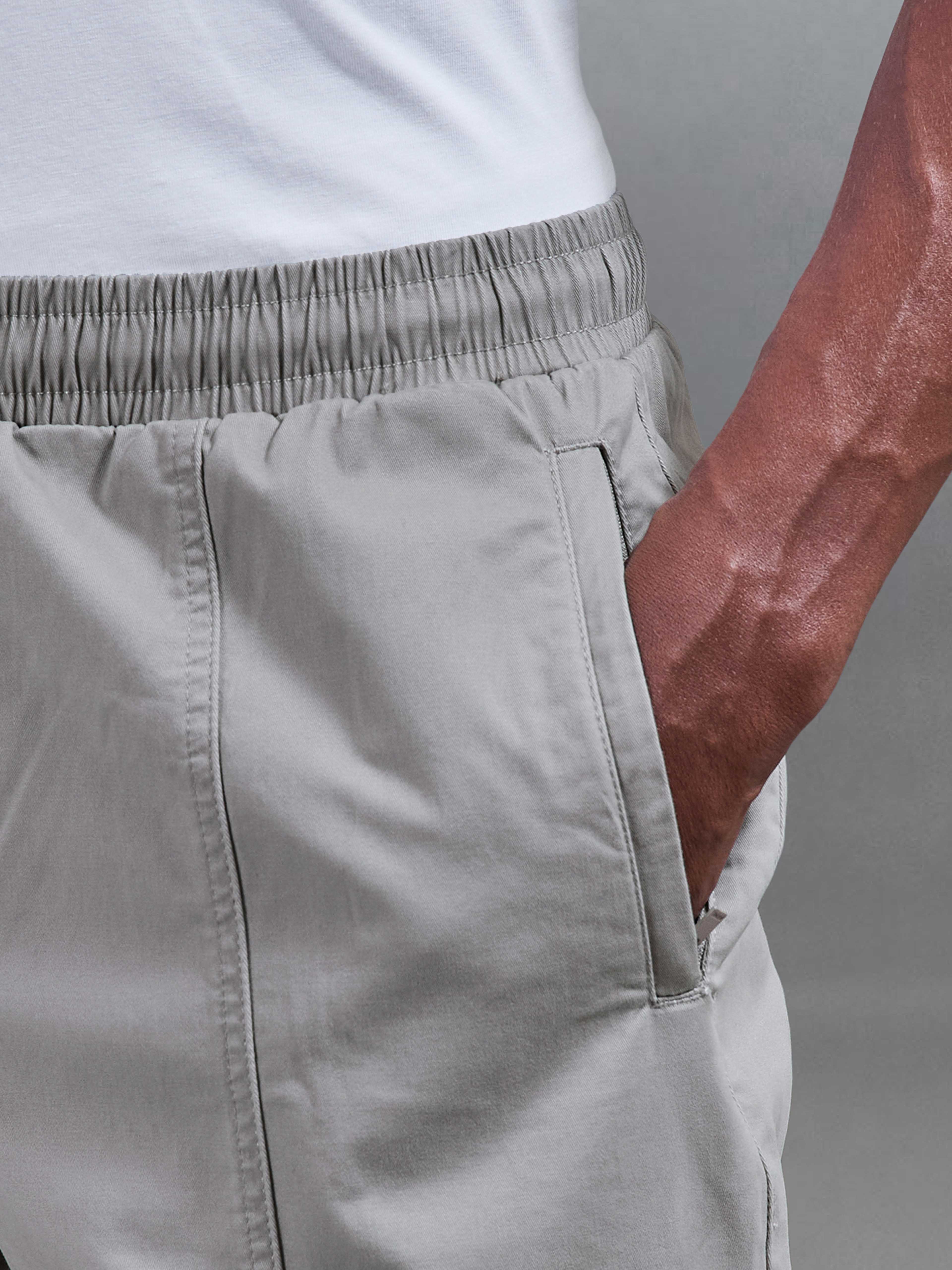 Front Stitch Cotton Cargo Pant in Stone