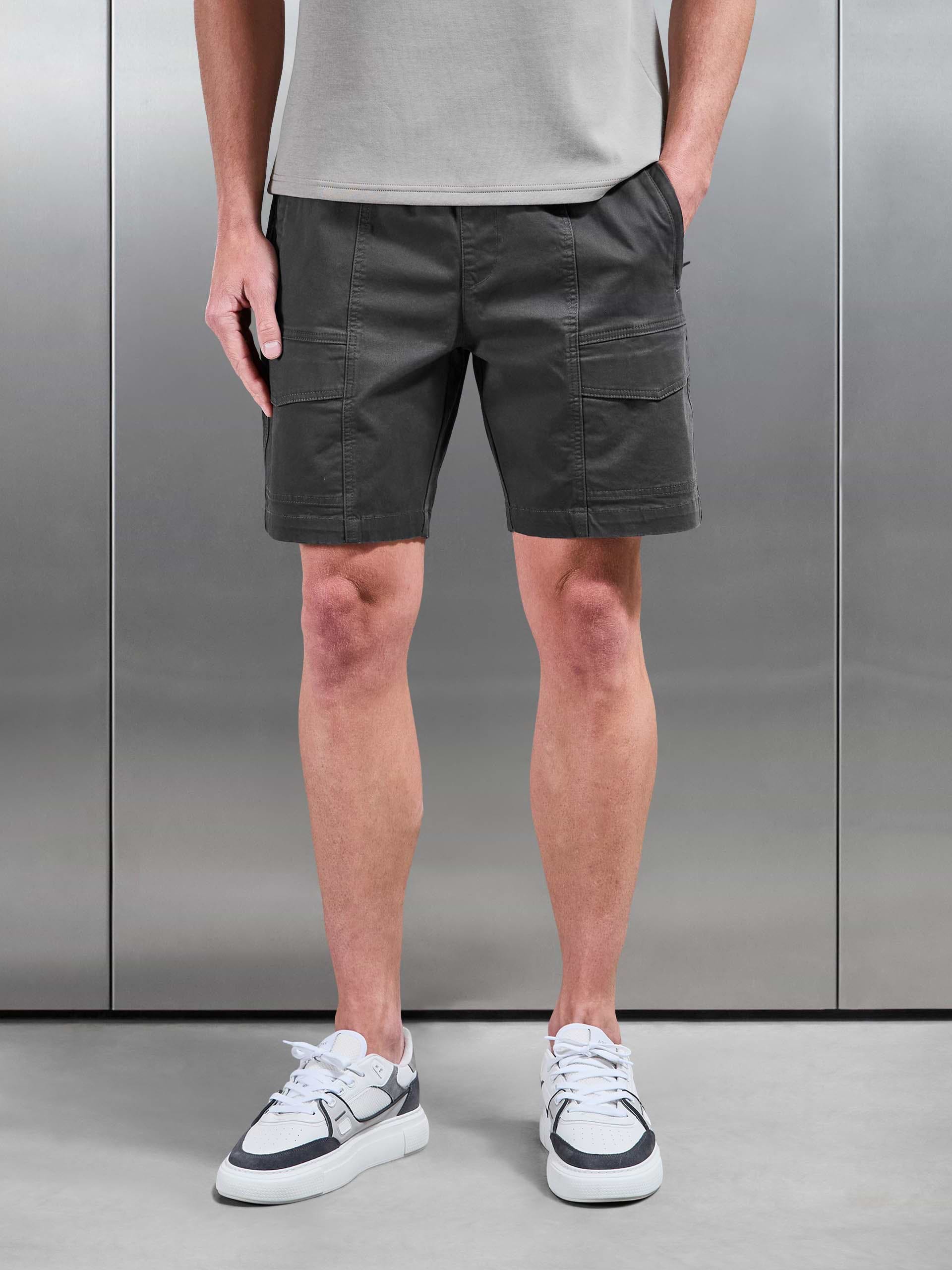 Front Stitch Cotton Cargo Short in Grey