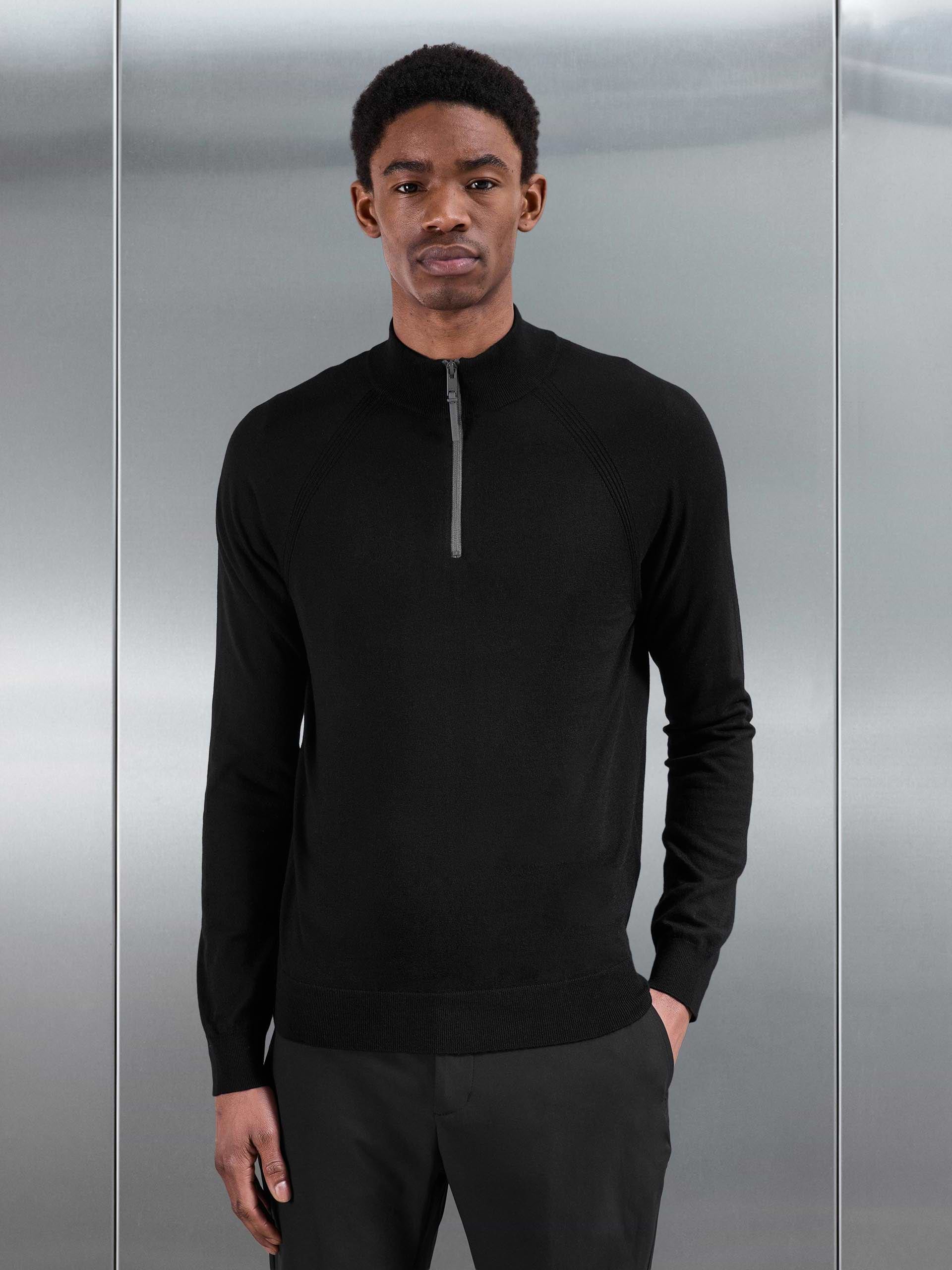 Golf Knitted Half Zip Jumper in Black