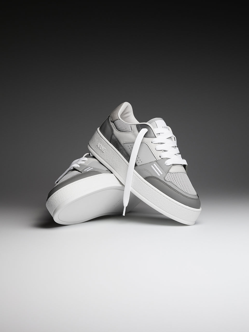 Arena Trainer 2.0 in Grey
