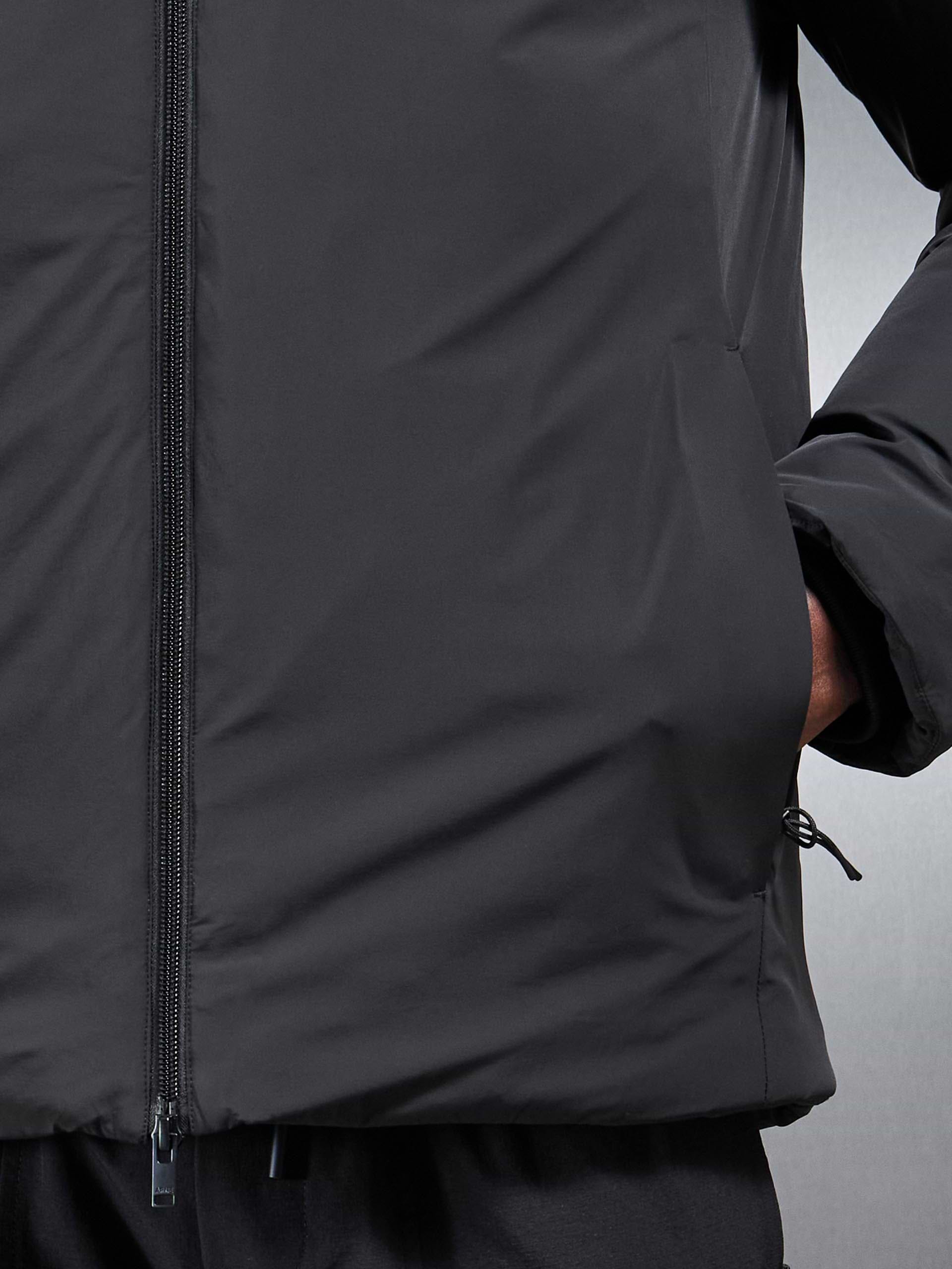 Hooded Puffer Jacket in Black