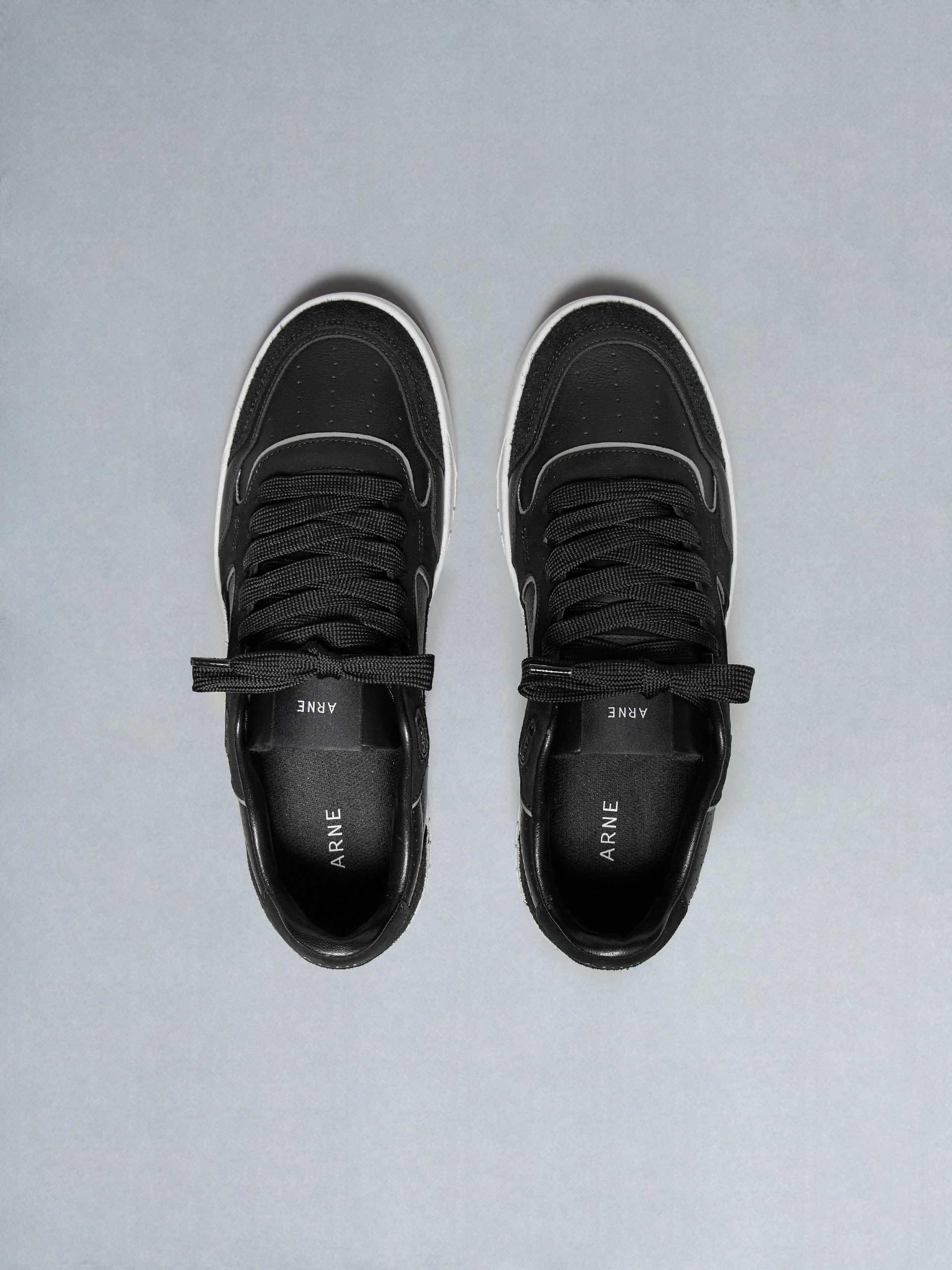 Hoop Trainer in Black