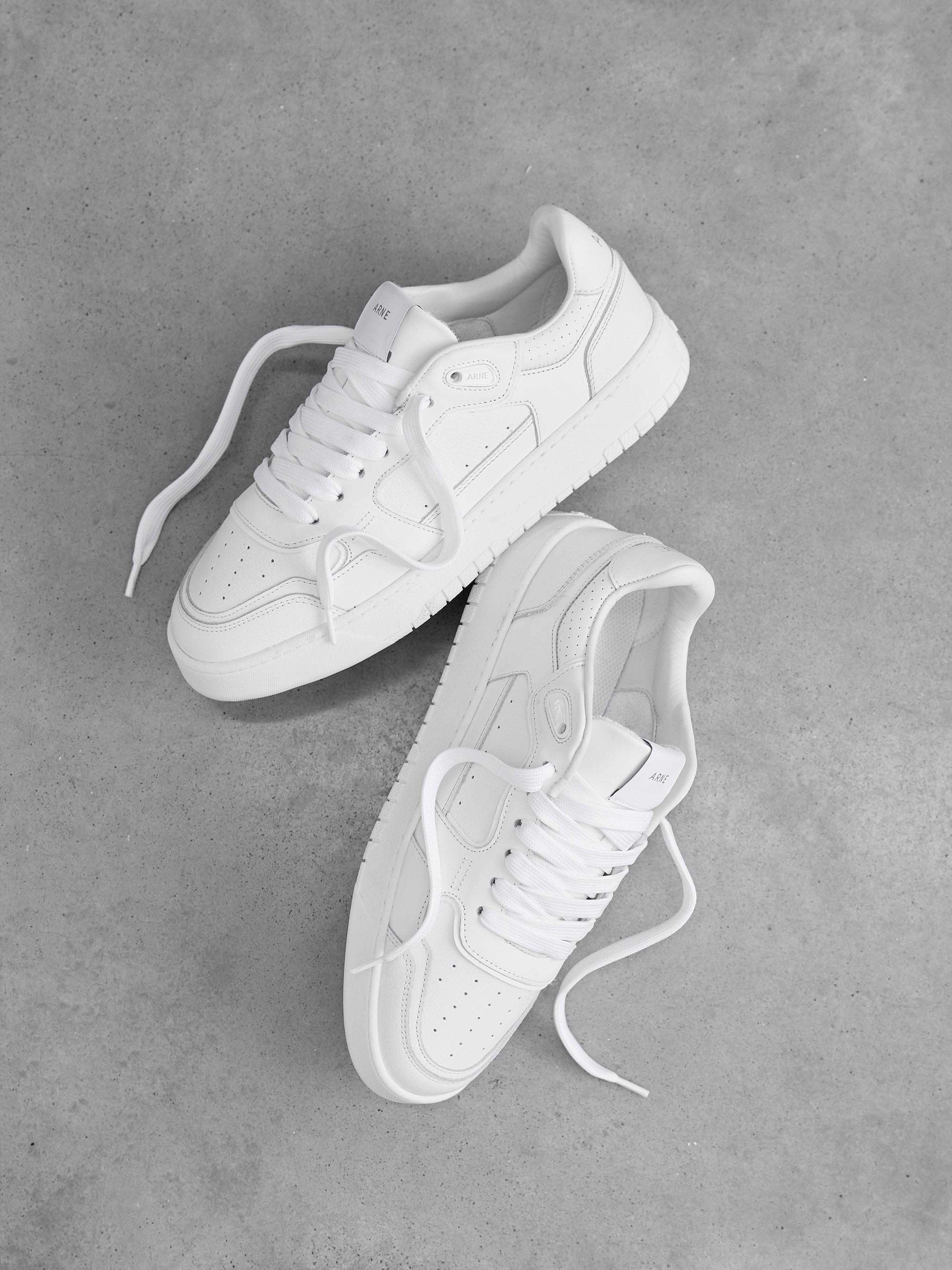Hoop Trainer in Triple White