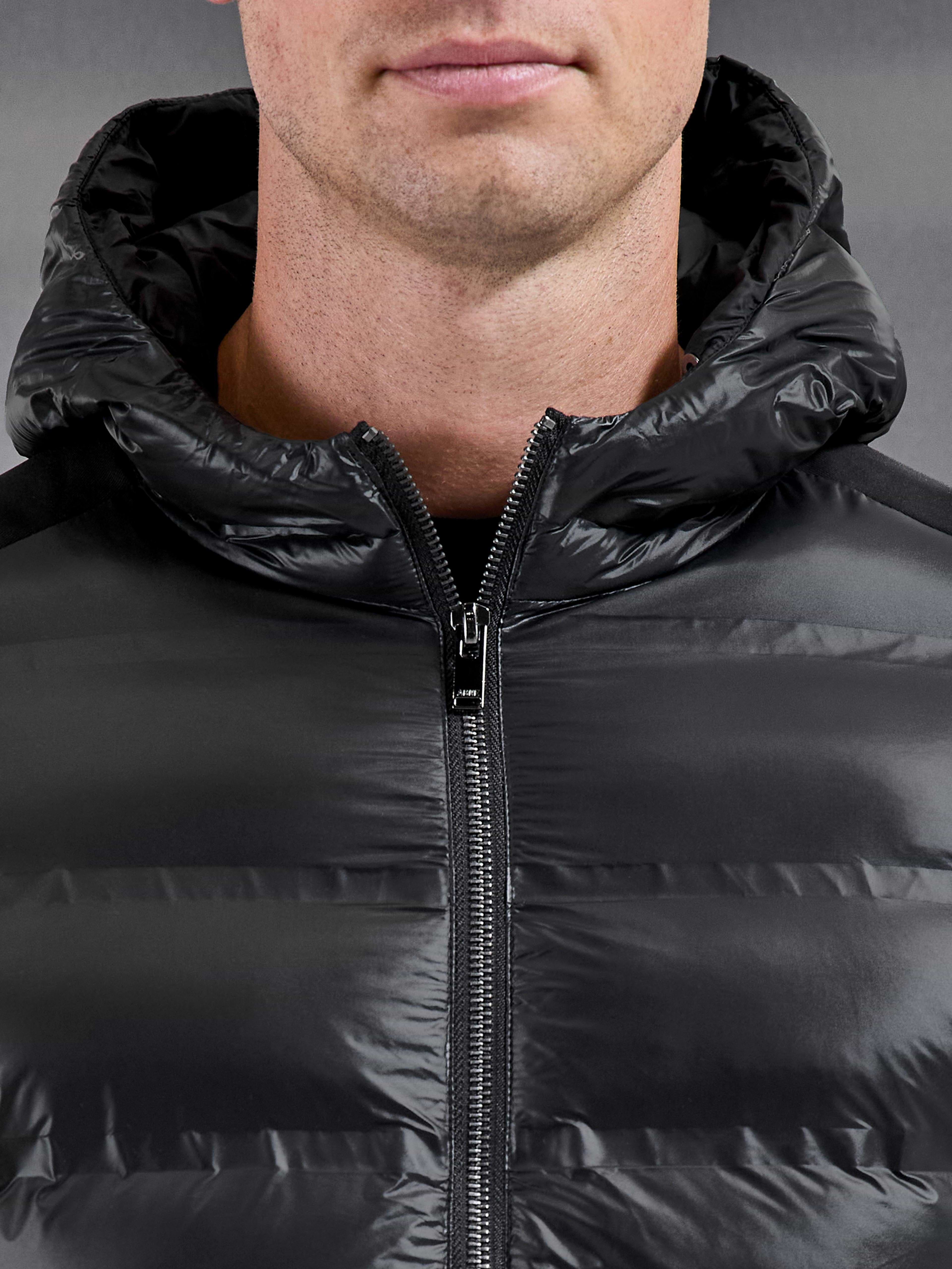Hybrid Puffer Jacket in Black
